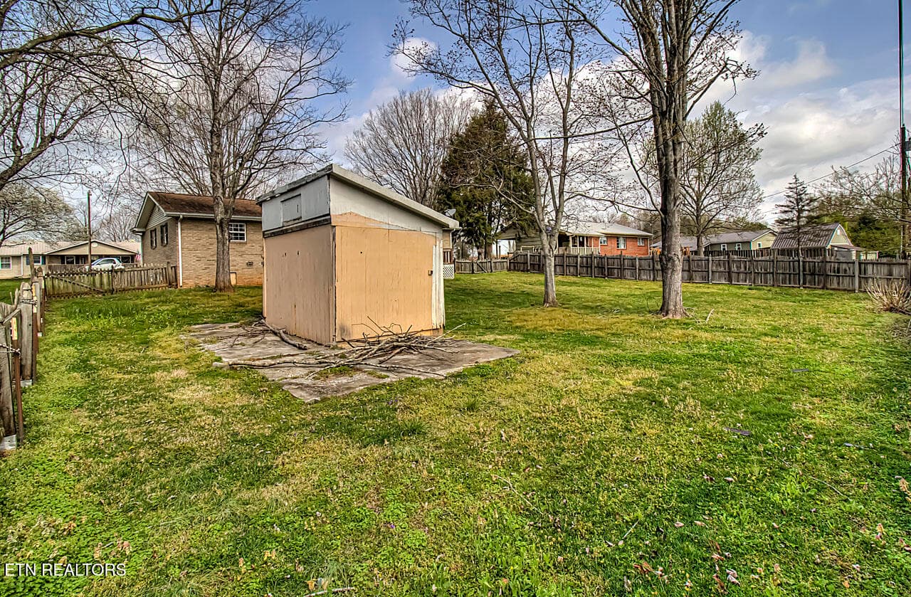IMG_1107LR - 248 Ridgecrest Drive, Madisonville, TN 37354, Madisonville