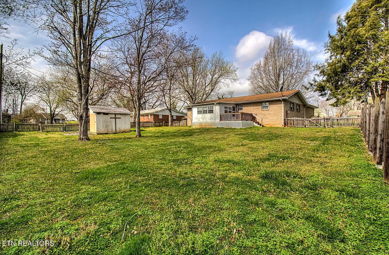 IMG_1110LR - 248 Ridgecrest Drive, Madisonville, TN 37354, Madisonville