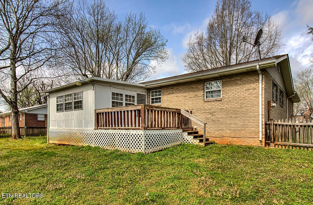 IMG_1122LR - 248 Ridgecrest Drive, Madisonville, TN 37354, Madisonville