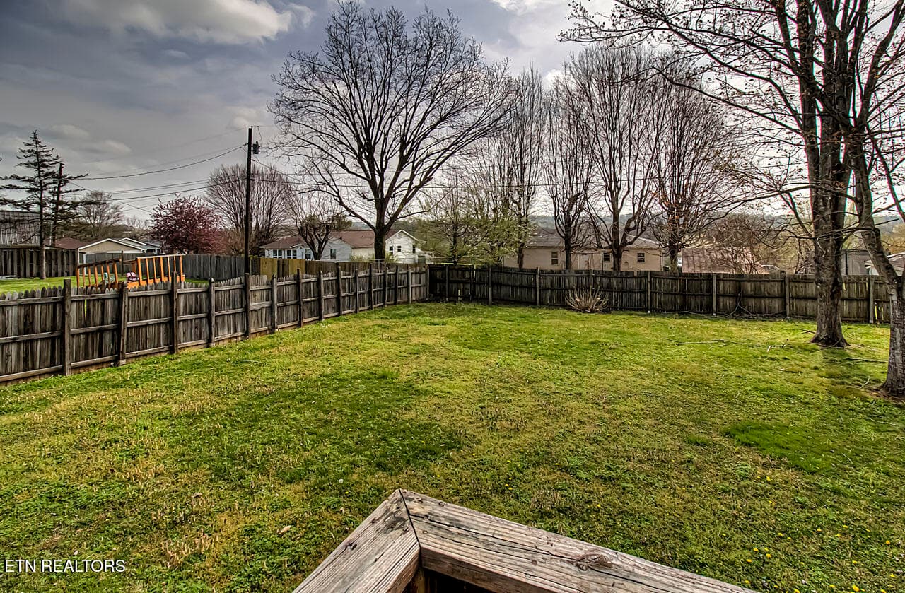 IMG_1125LR - 248 Ridgecrest Drive, Madisonville, TN 37354, Madisonville
