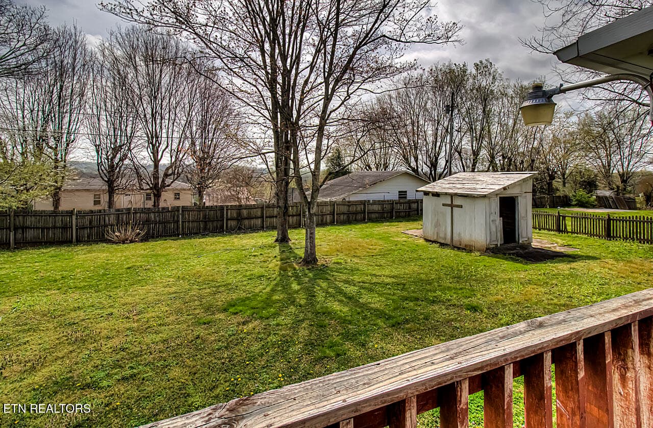 IMG_1128LR - 248 Ridgecrest Drive, Madisonville, TN 37354, Madisonville