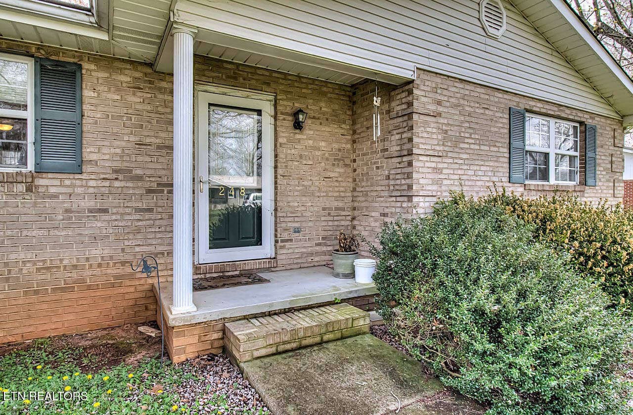IMG_1137LR - 248 Ridgecrest Drive, Madisonville, TN 37354, Madisonville