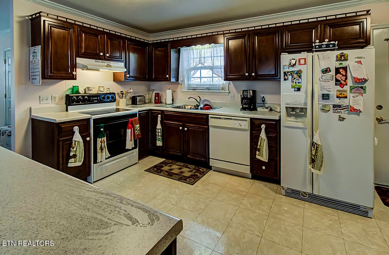 IMG_1215LR - 248 Ridgecrest Drive, Madisonville, TN 37354, Madisonville