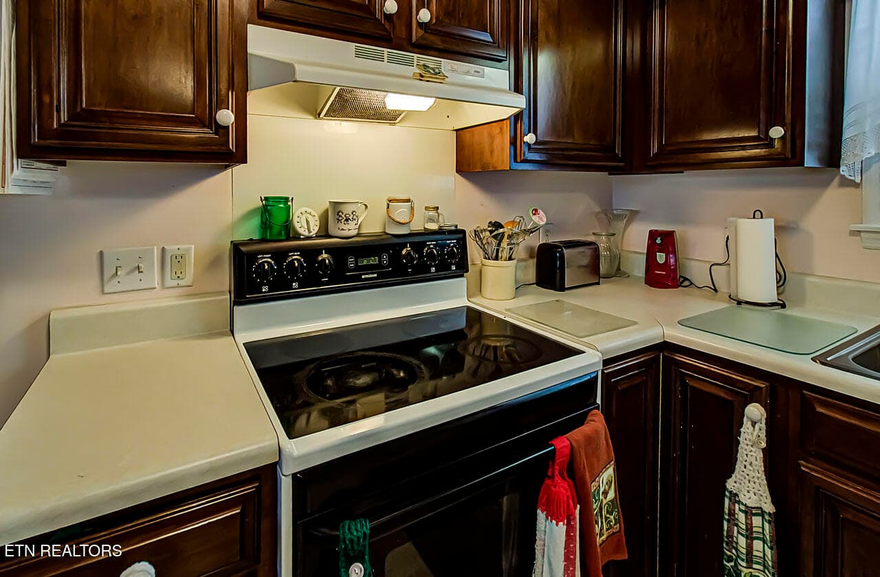 IMG_1218LR - 248 Ridgecrest Drive, Madisonville, TN 37354, Madisonville