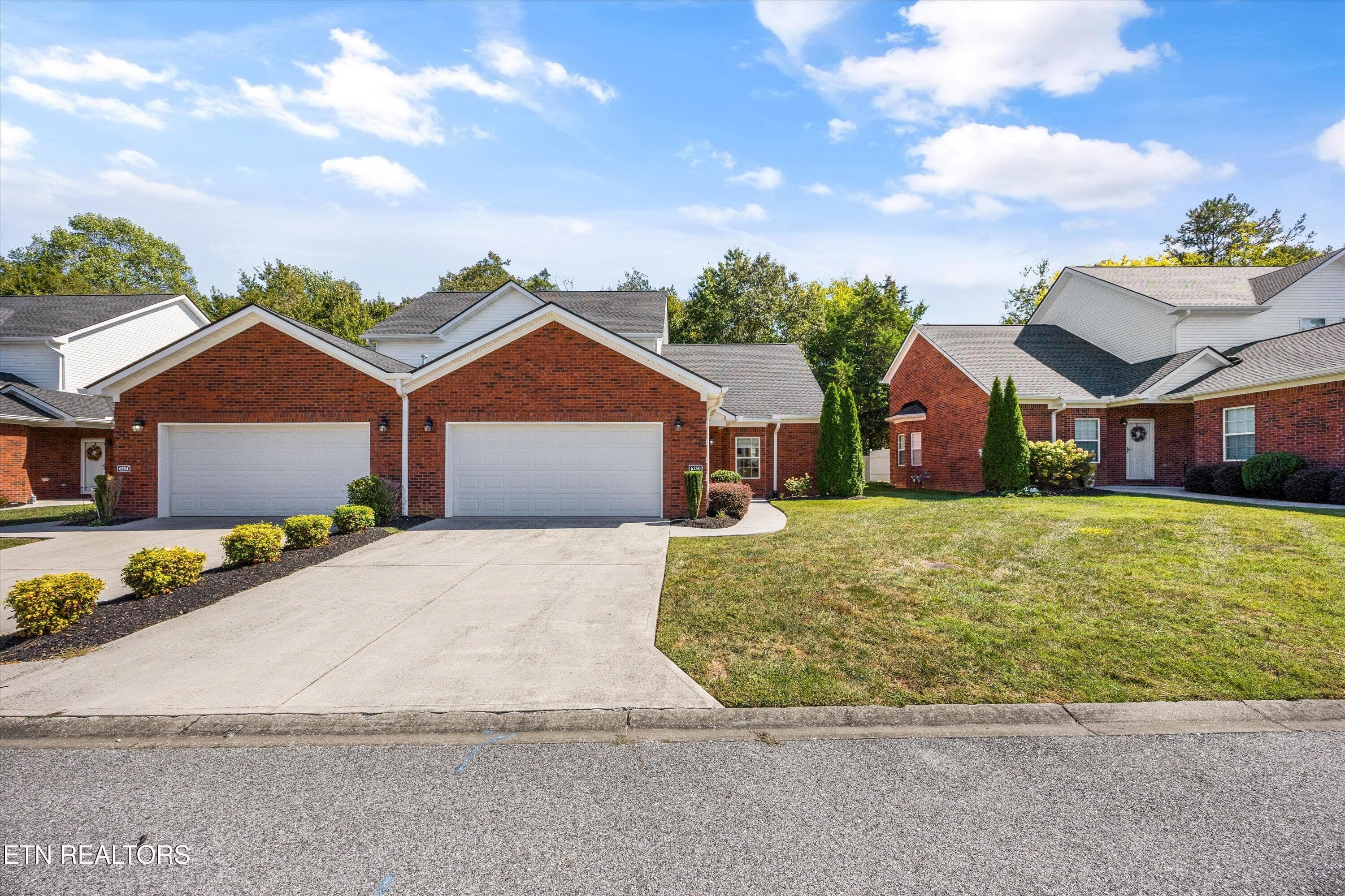 Welcome Home! - 6250 Patel Way, Knoxville, TN 37909, Knoxville