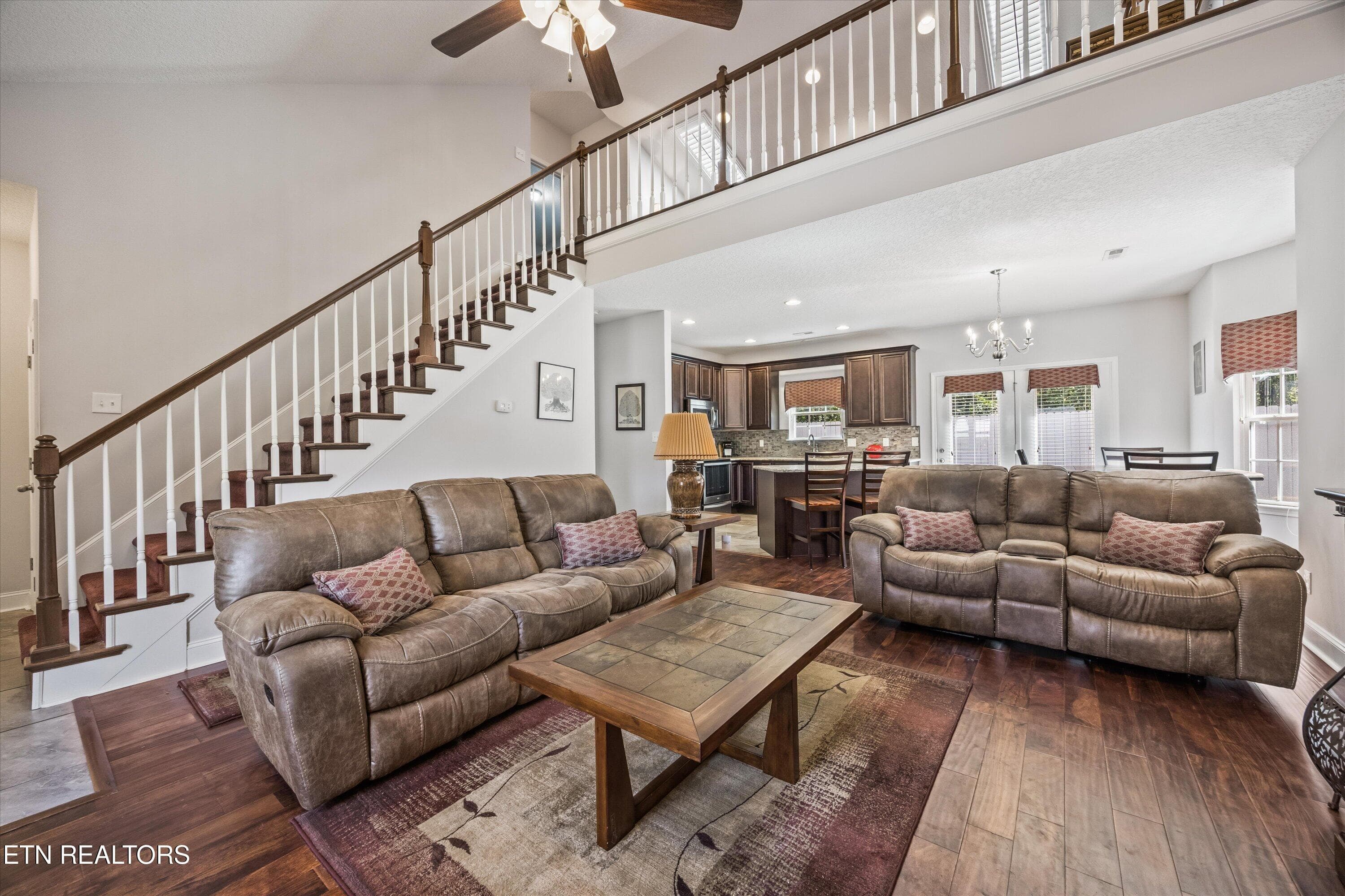 Spacious Living Room - 6250 Patel Way, Knoxville, TN 37909, Knoxville