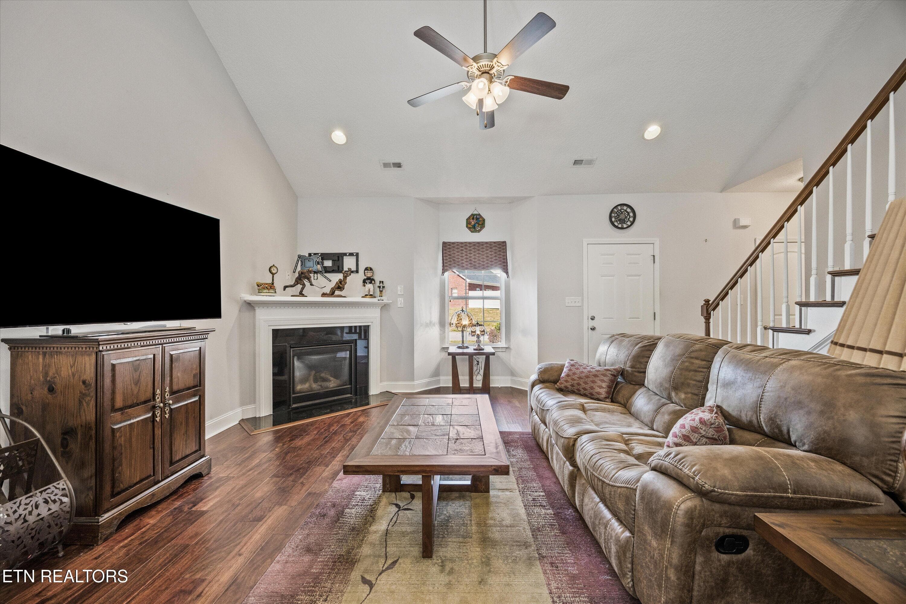 Cozy Gathering Space - 6250 Patel Way, Knoxville, TN 37909, Knoxville