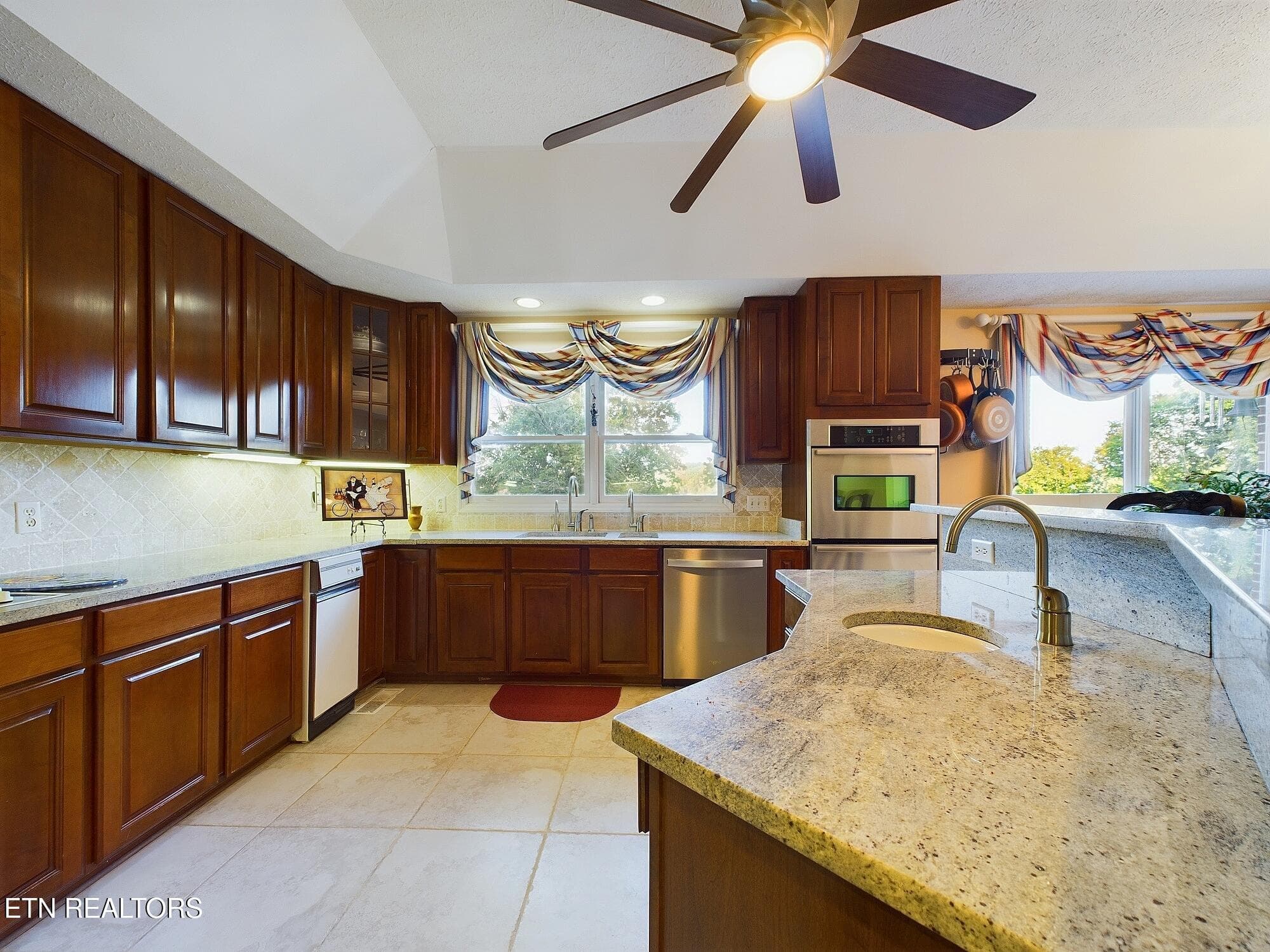 CAM02235G0-PR0051-STILL091 - 155 Lake Crest Drive, Lenoir City, TN 37772, Lenoir City