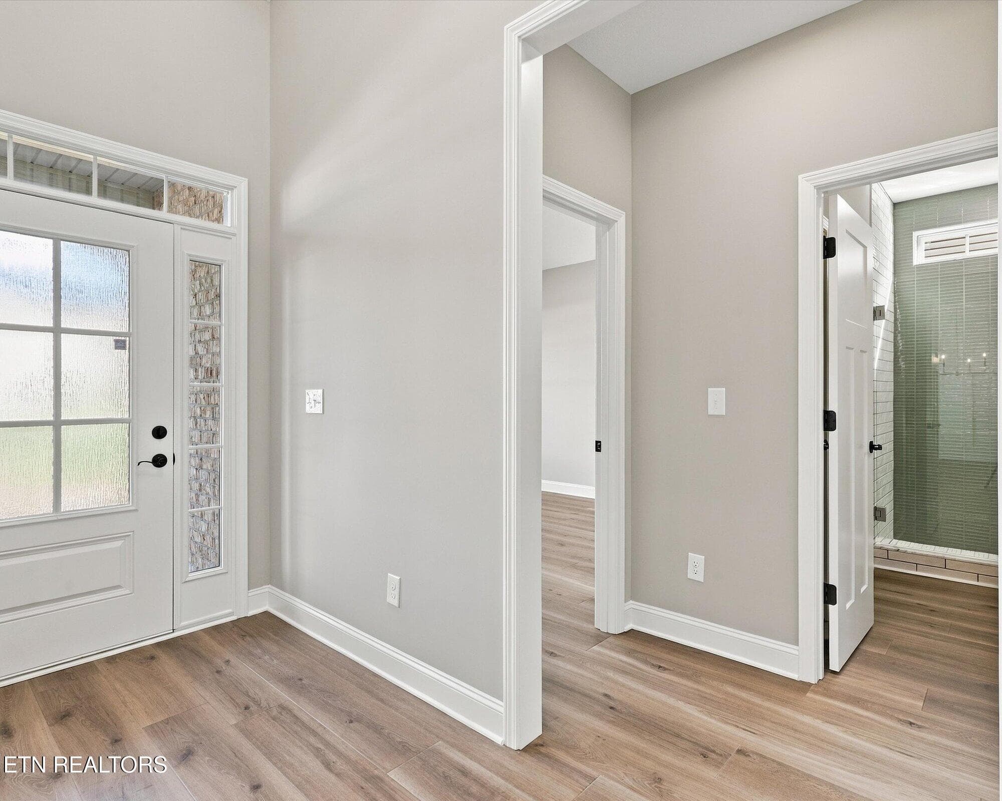 Entry - 1828 Hickory Reserve Rd, Knoxville, TN 37932