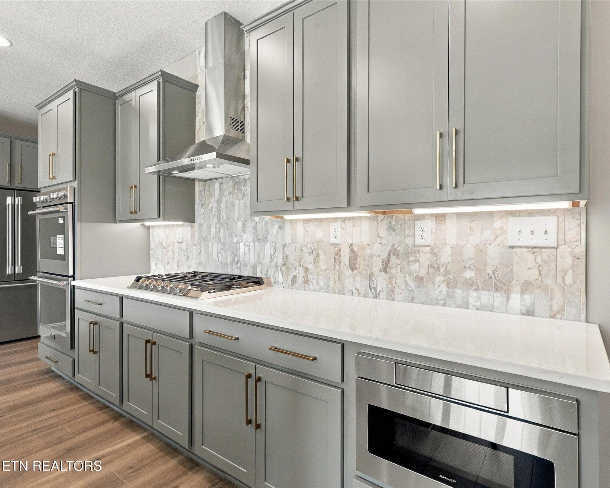 Drawer Microwave - 1828 Hickory Reserve Rd, Knoxville, TN 37932