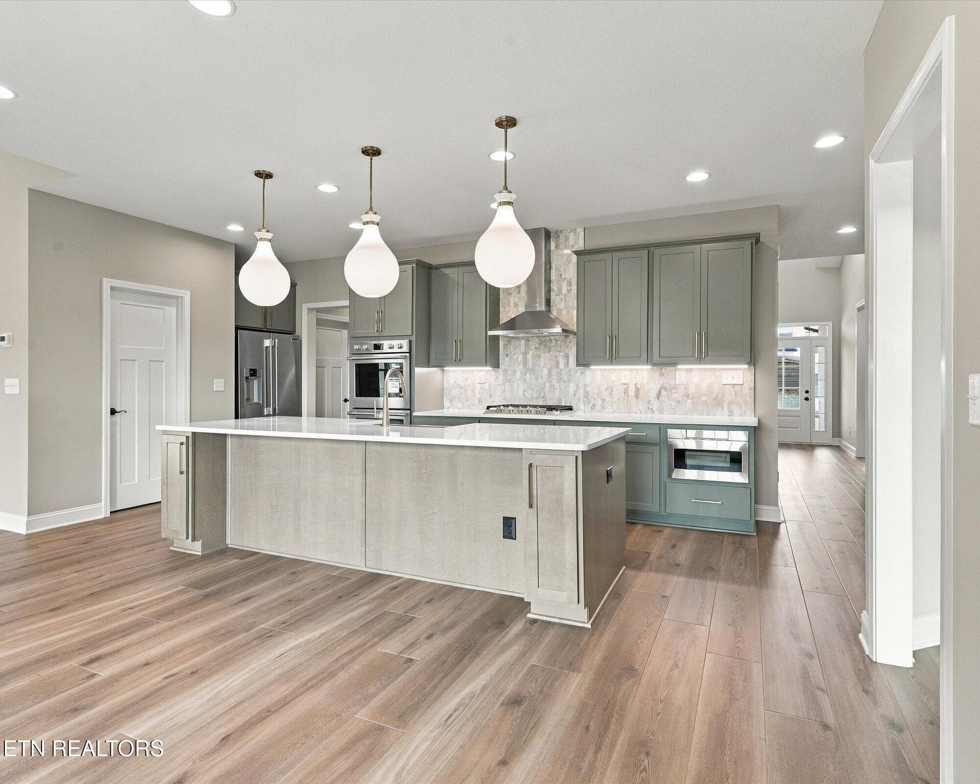 Gorgeous Kitchen - 1828 Hickory Reserve Rd, Knoxville, TN 37932