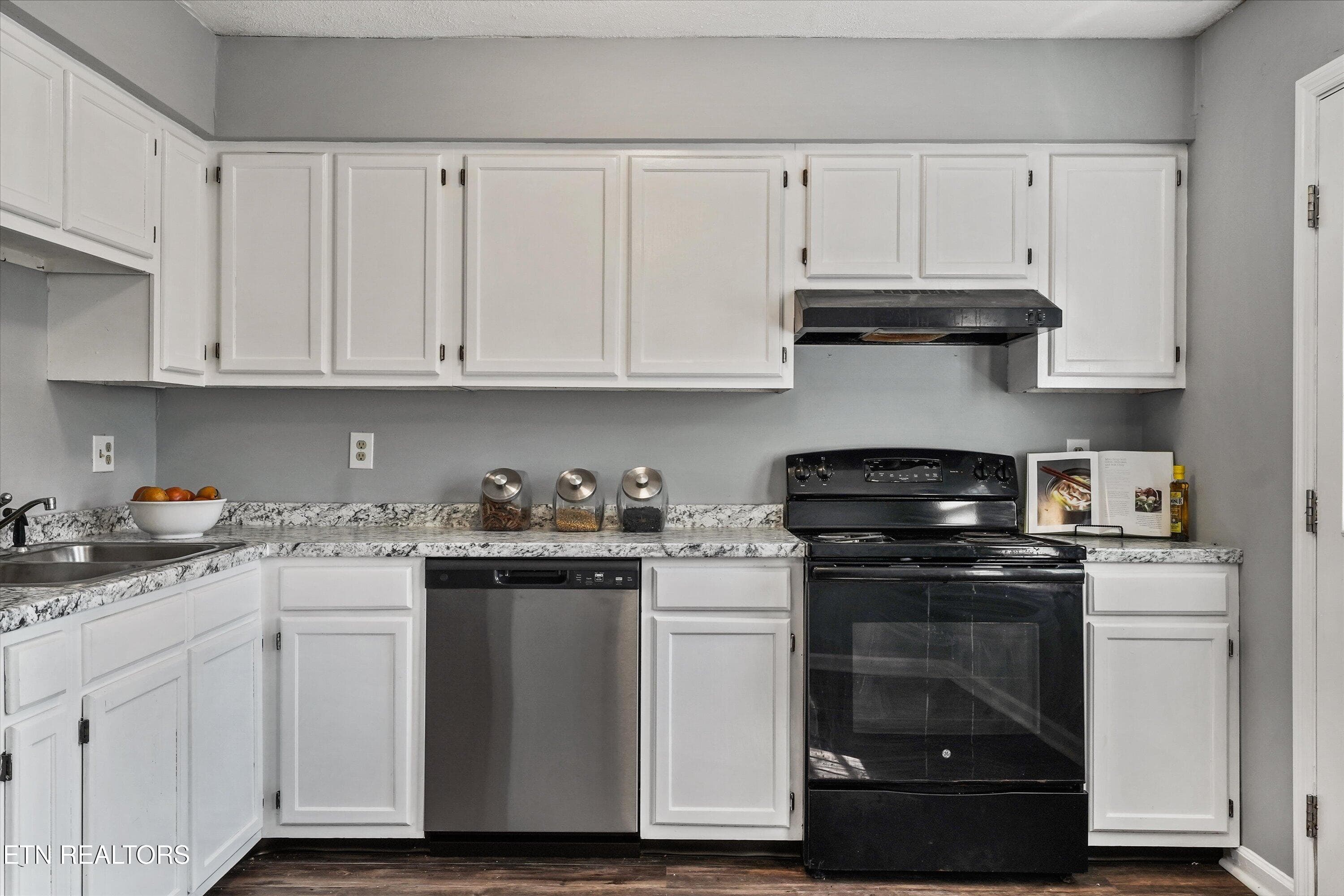 16-942 Piney Grove Church Rd Apt C11 - 942 Piney Grove Church Rd C-4, Knoxville, TN 37909, Knoxville
