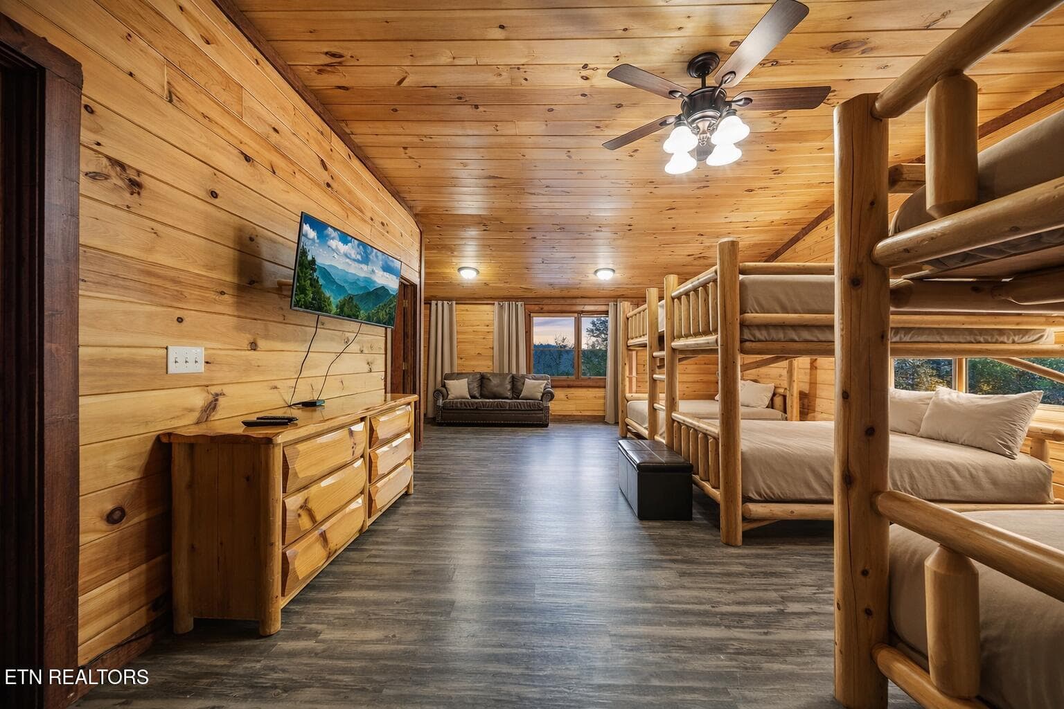 Bunkroom staged for 220 Amet Way for sal - 220 Amet Way, Cosby, TN 37722, Cosby