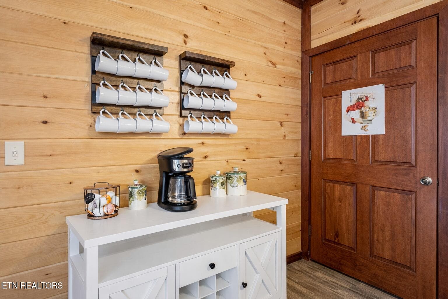 Coffee Bar of 224 Amet Way Coby Tn Pool - 224 Amet Way, Cosby, TN 37722, Cosby