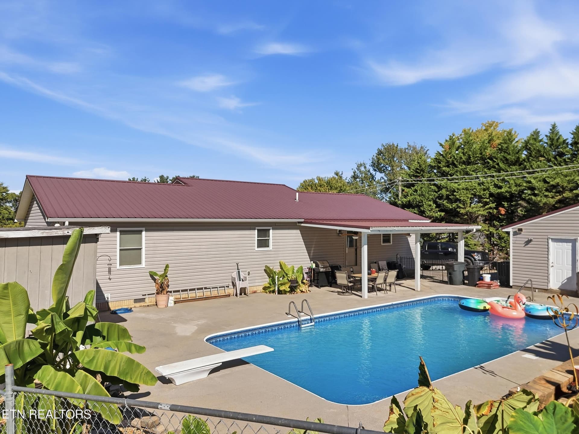 050_dji_20260929230137_0012_d - 107 Chota Tr, Sweetwater, TN 37874