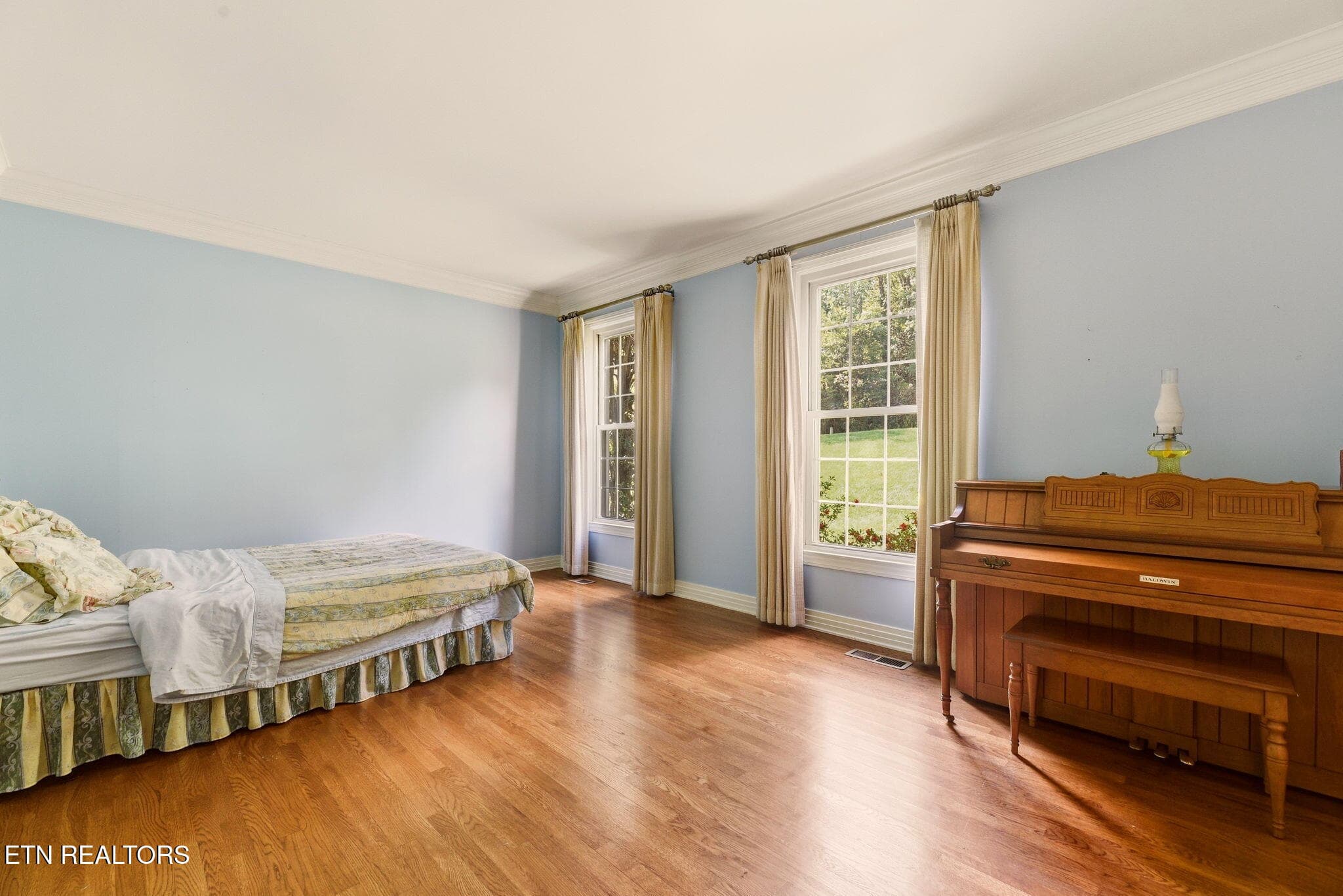 Flex use on main - 108 Amanda Place, Oak Ridge, TN 37830, Oak Ridge