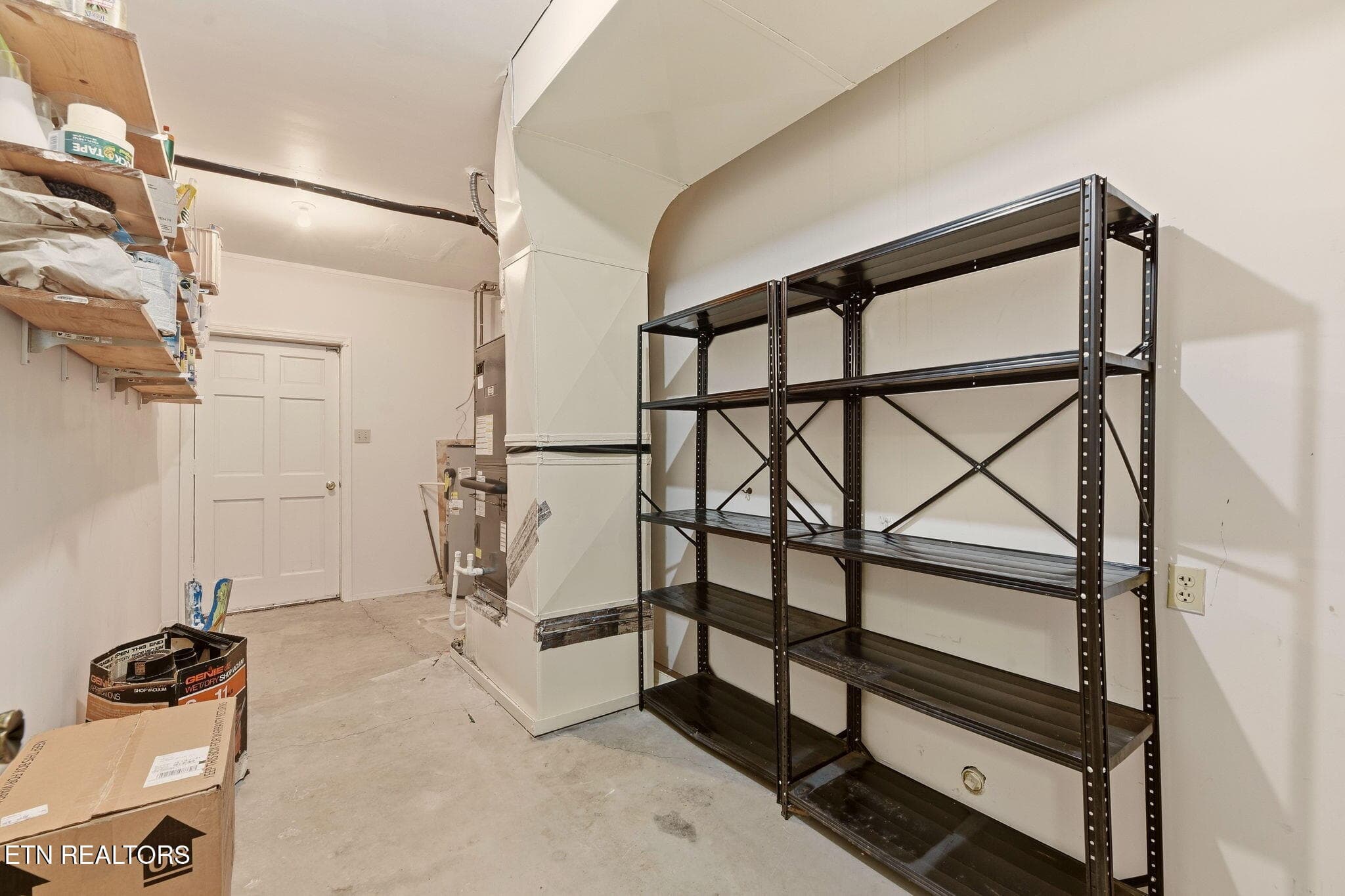 Extra storage & walkout - 108 Amanda Place, Oak Ridge, TN 37830, Oak Ridge