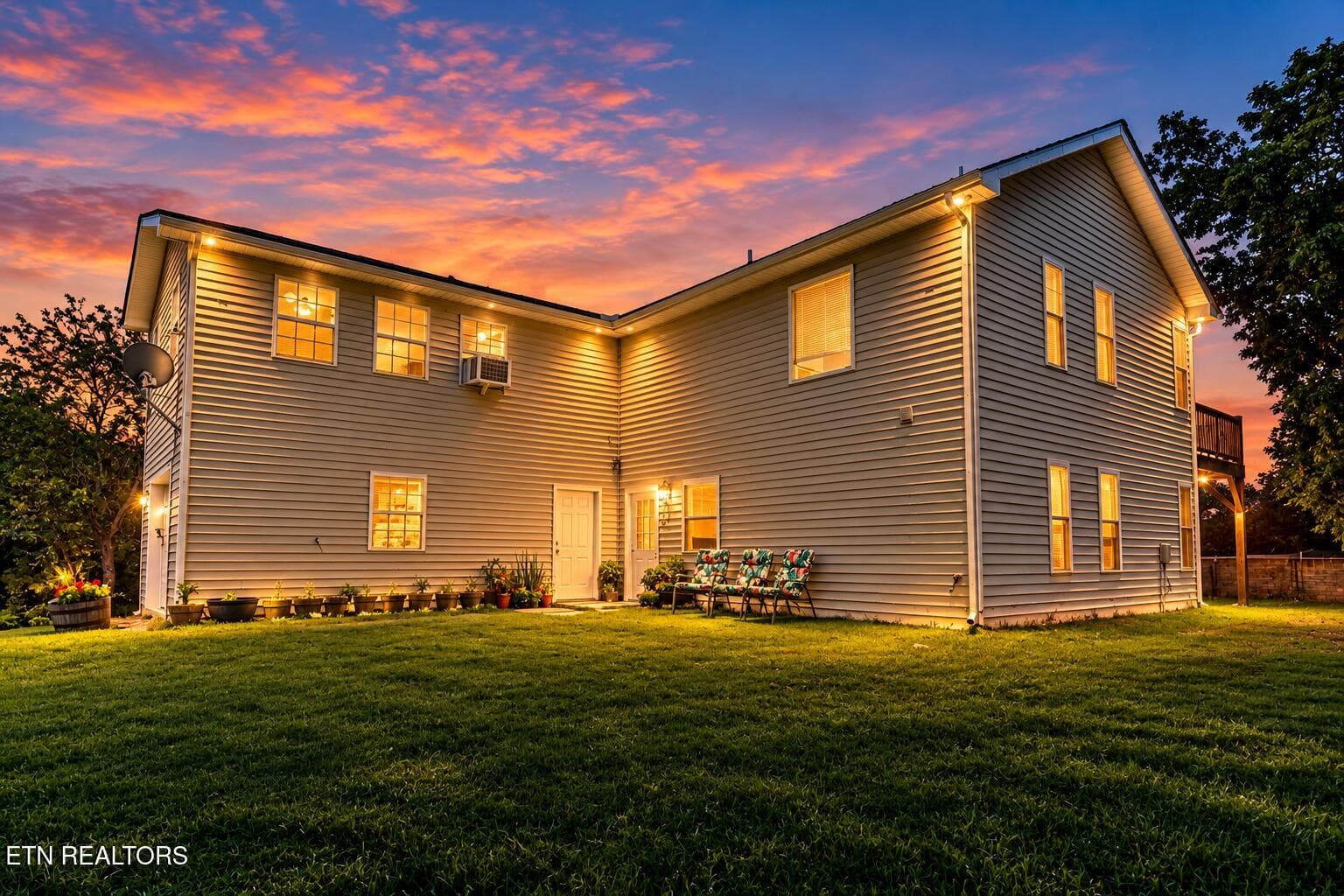 Front of House - 1225 Paradise Lane, Dandridge, TN 37725