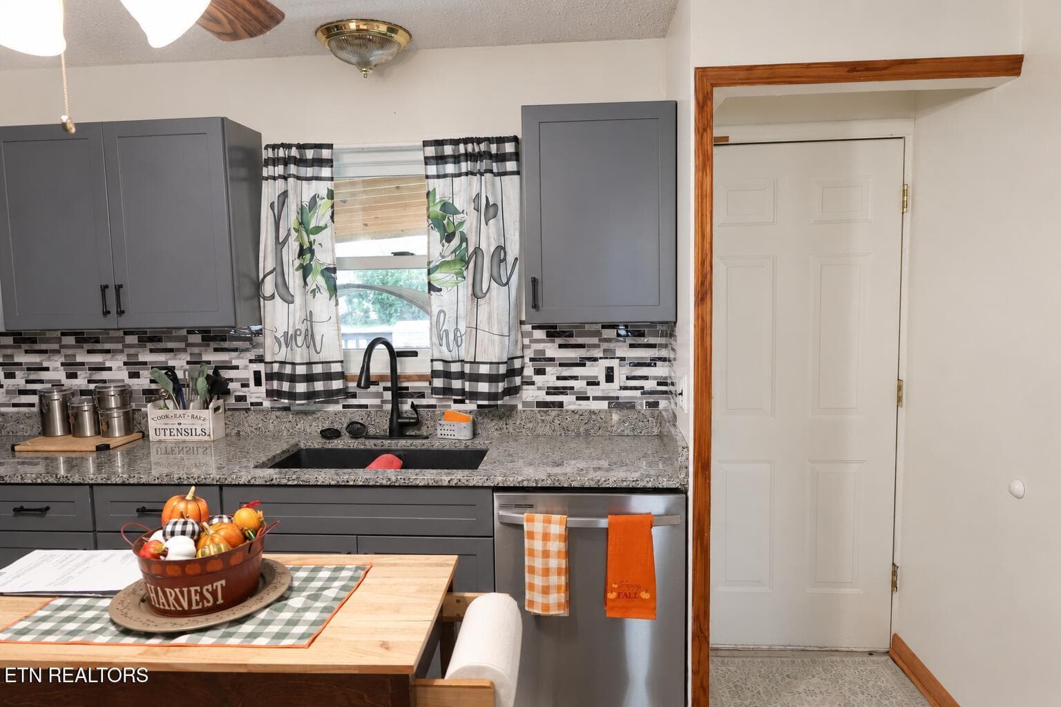 eb7dd833-c97b-41bf-818c-7d36d4e0531e - 443 Hilltop Drive, Jefferson City, TN 37760, Jefferson City