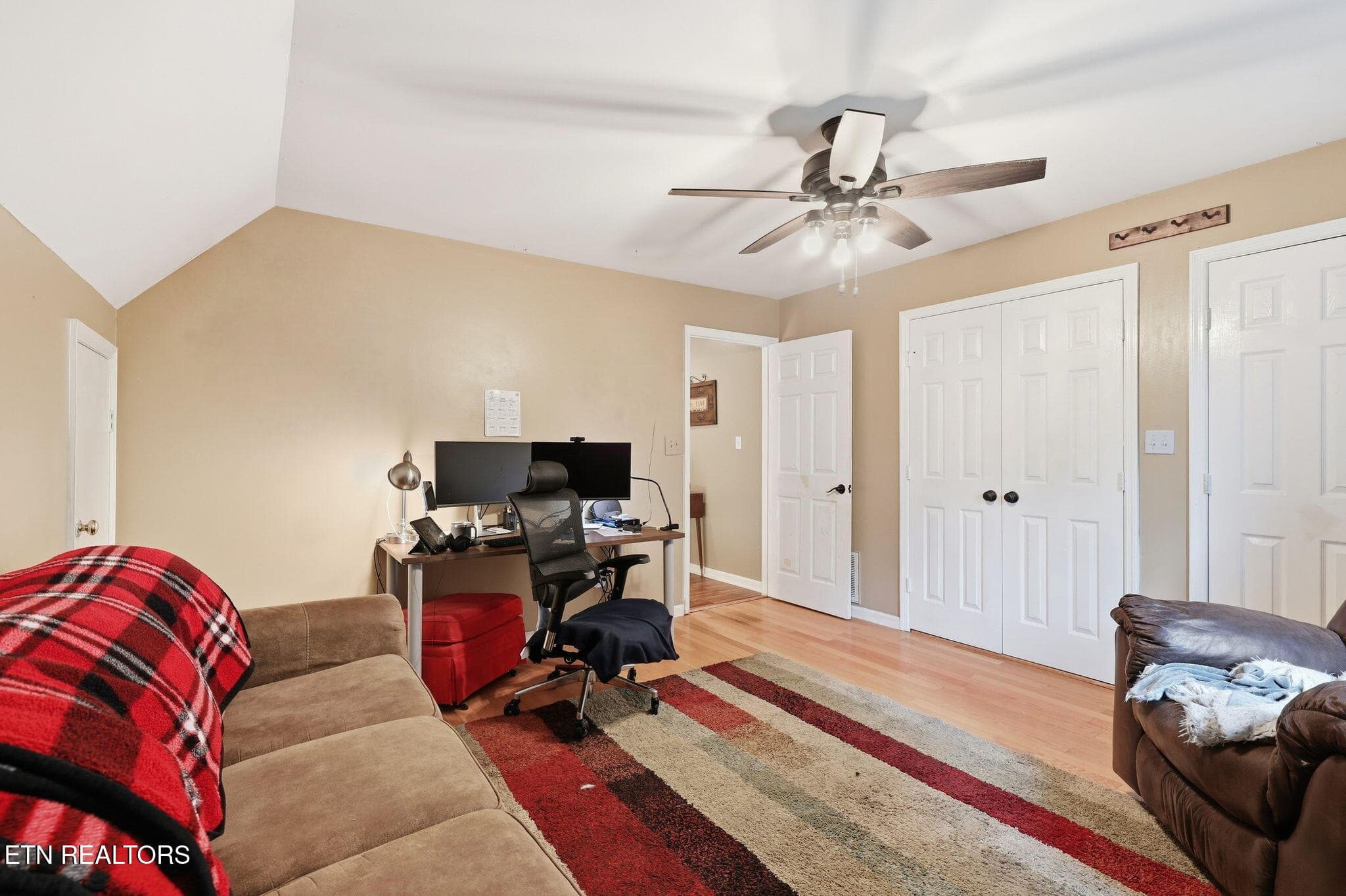 bed2 - 1305 Mark Joseph Lane, Knoxville, TN 37931