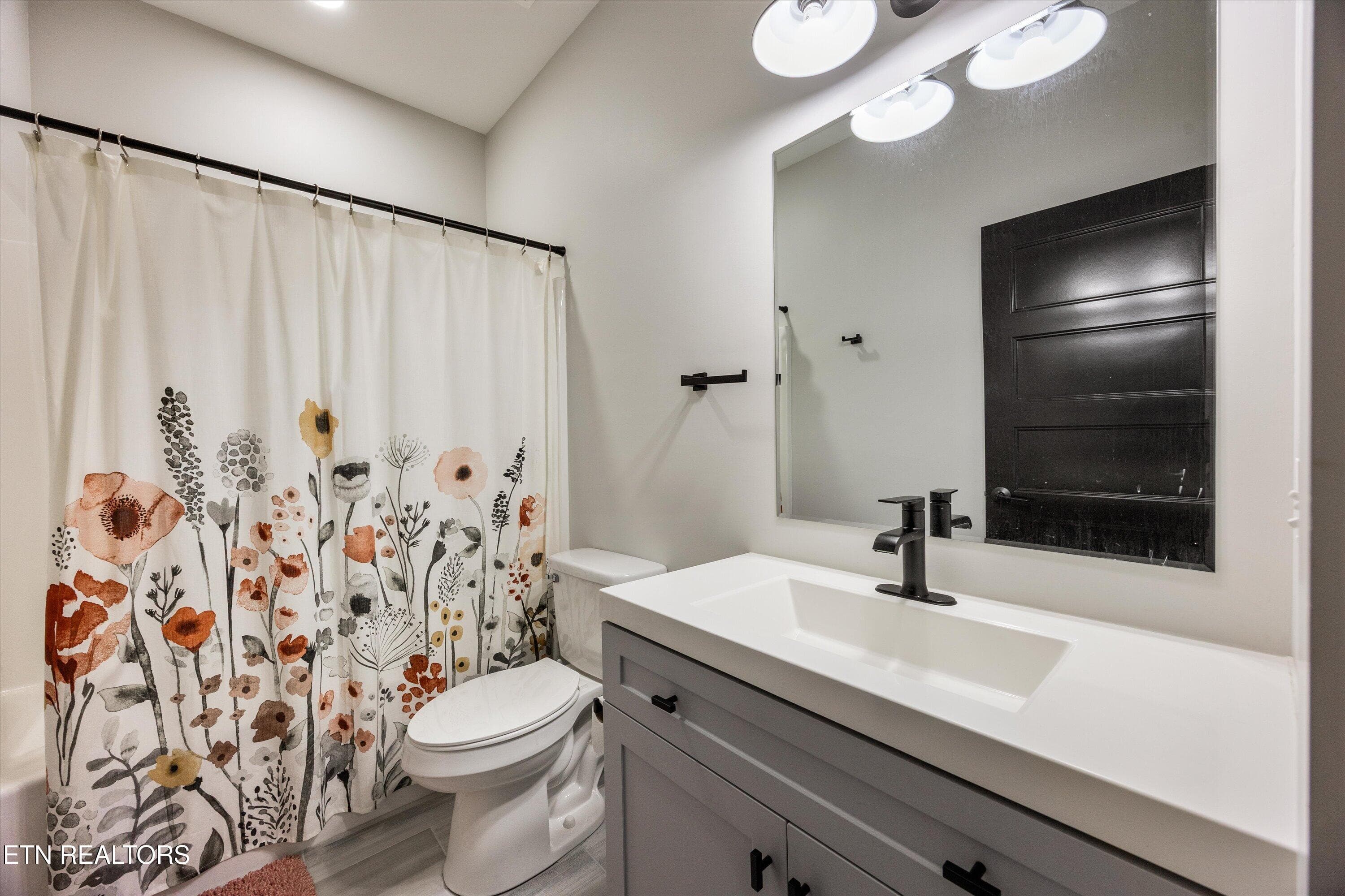 32-256 Feldspar Rd28 - 256 Feldspar Rd, New Tazewell, TN 37825, New Tazewell