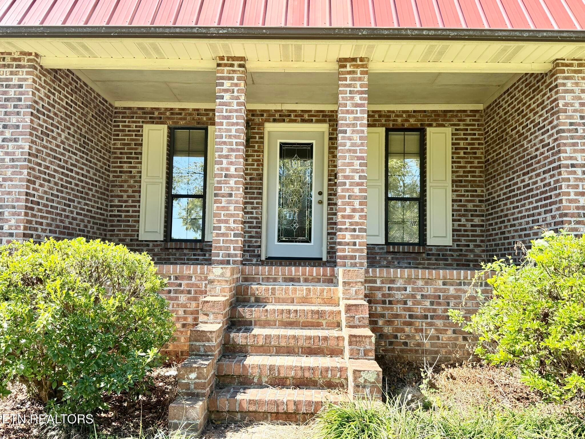 Tipton Myers 135 Front Porch 2 - 135 Tipton Myers Drive, Maryville, TN 37804, Maryville