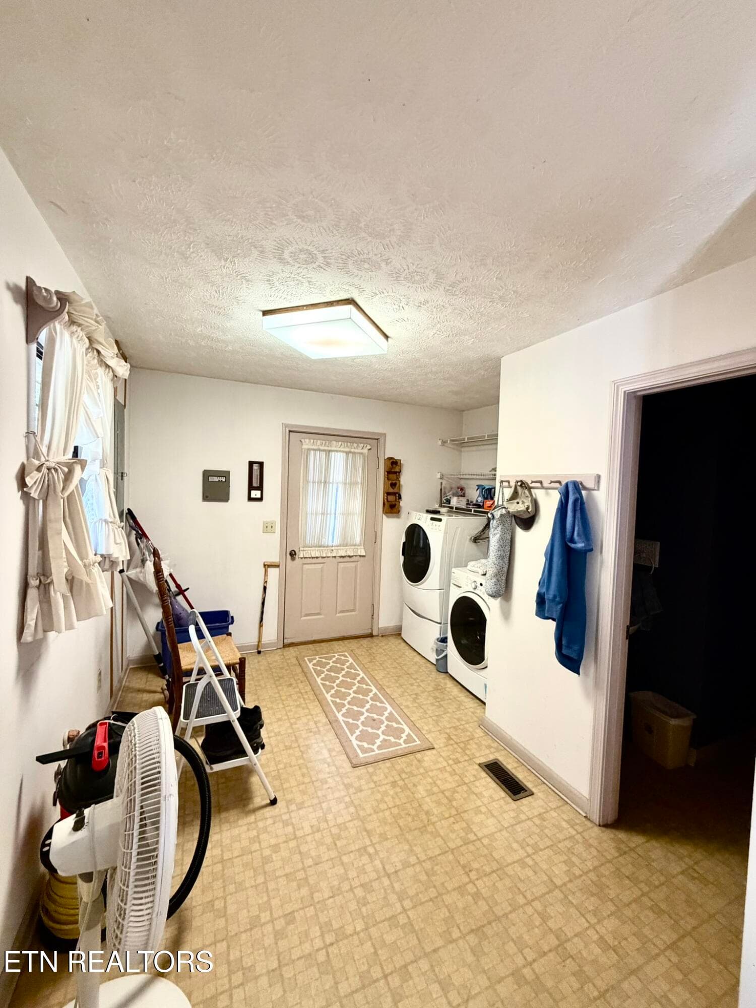 Tipton Myers 135 Laundry Room - 135 Tipton Myers Drive, Maryville, TN 37804, Maryville