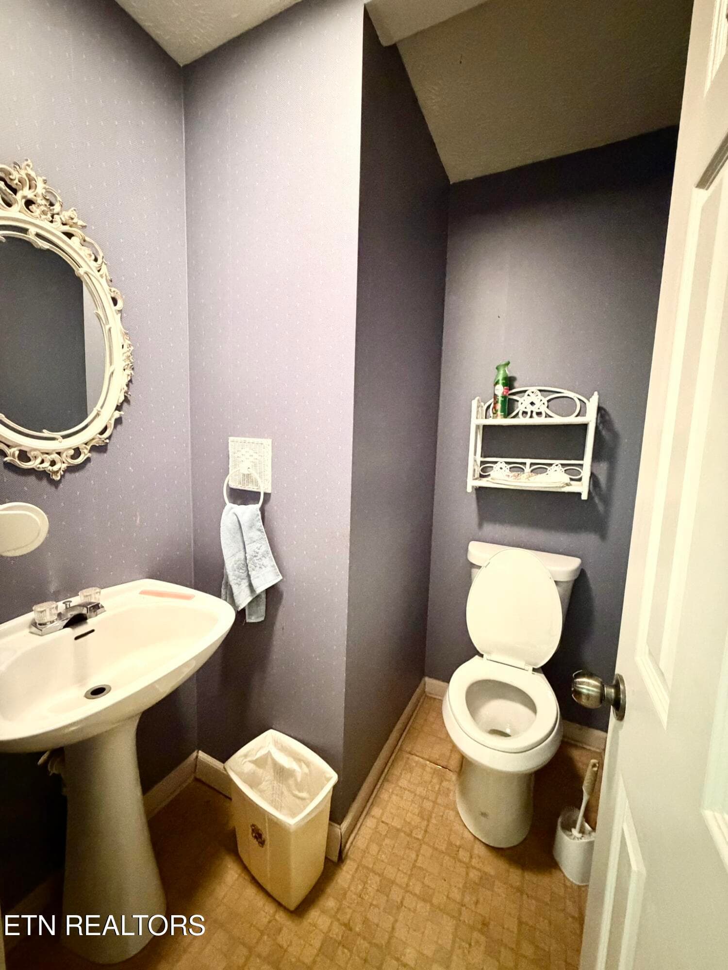 Tipton Myers 135 Half Bath - 135 Tipton Myers Drive, Maryville, TN 37804, Maryville