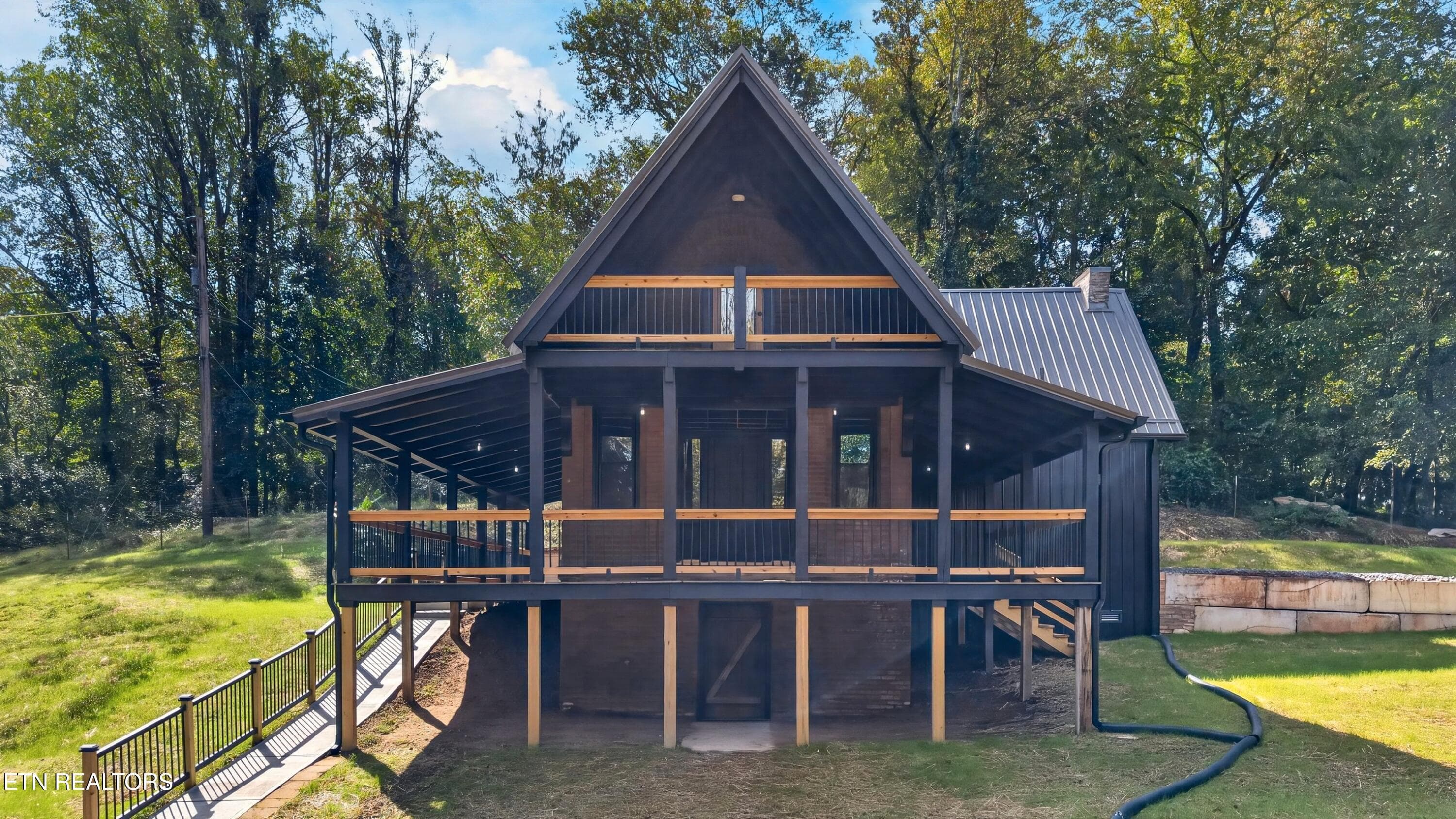 1550 Pig Trot Rd, Newport, TN 37821