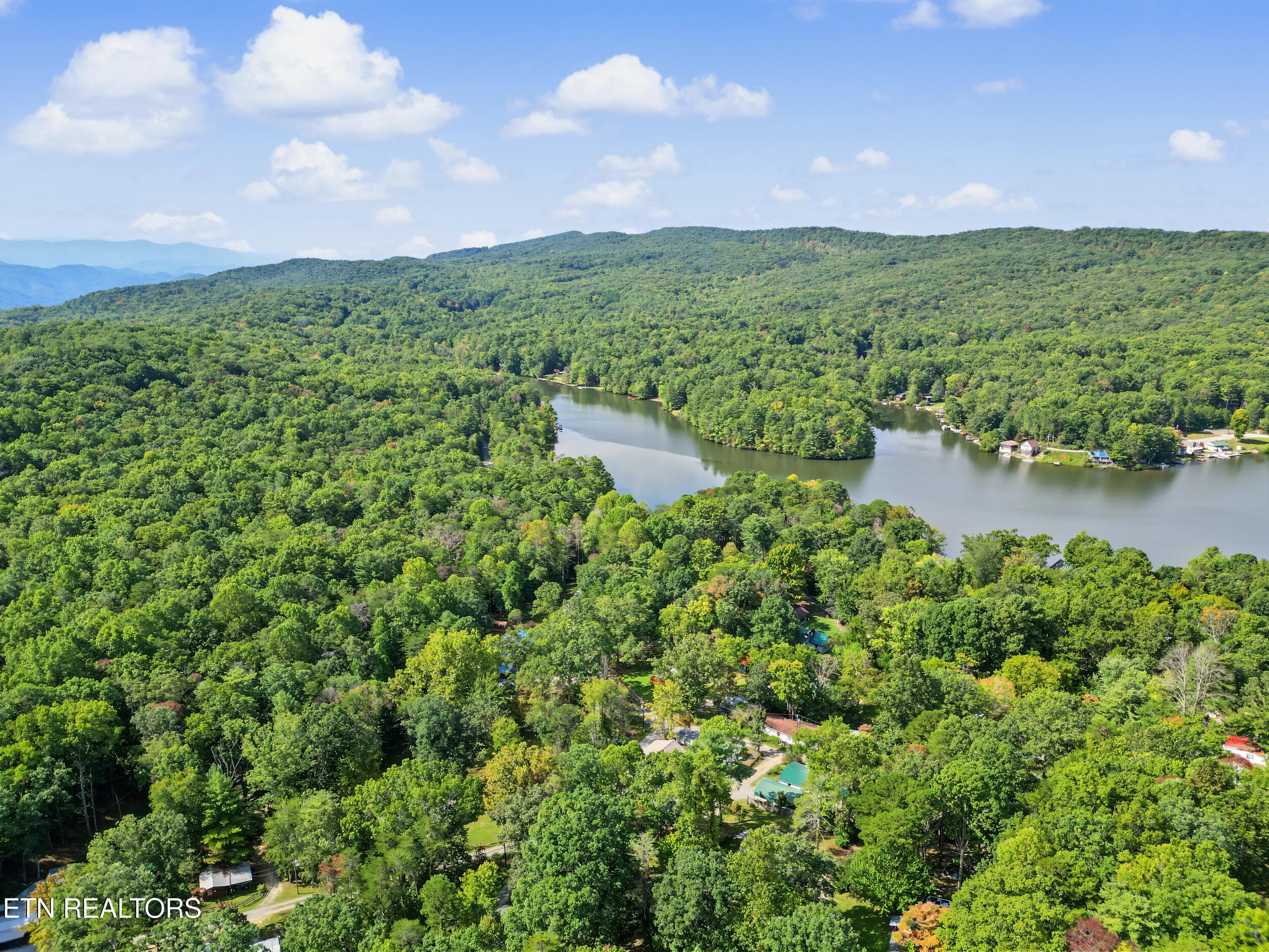 Private lakes for TOWLA members - 6060 S Circle Drive, Tallassee, TN 37878, Tallassee