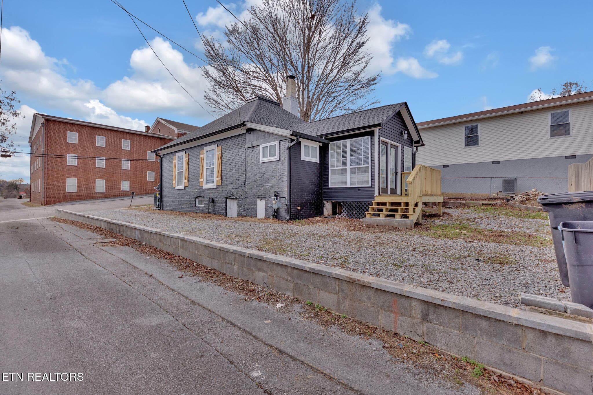 24-web-or-mls-217A5338 - 107 N C St, Lenoir City, TN 37771, Lenoir City