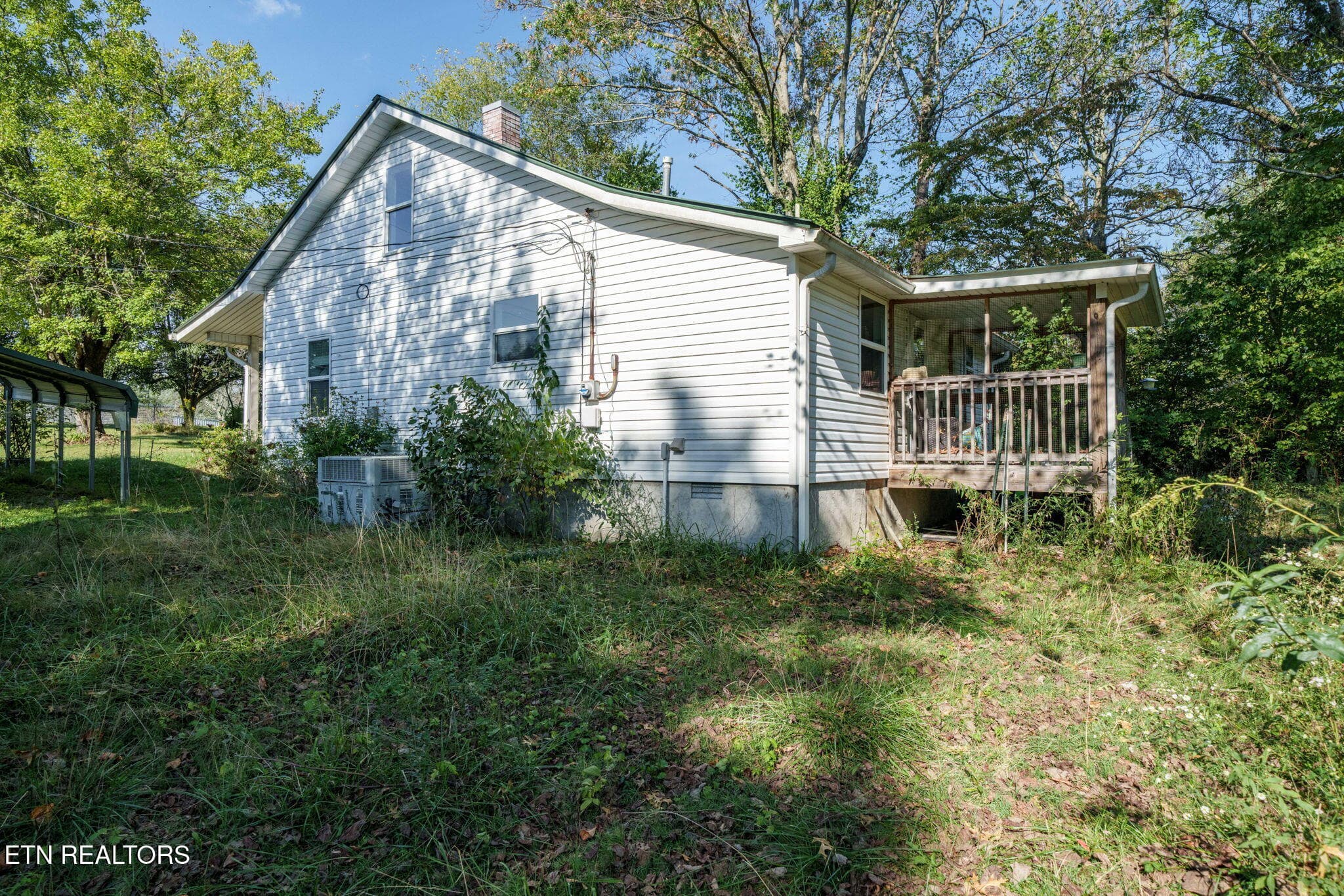 Side - 742 Highway 68, Crossville, TN 38555, Crossville