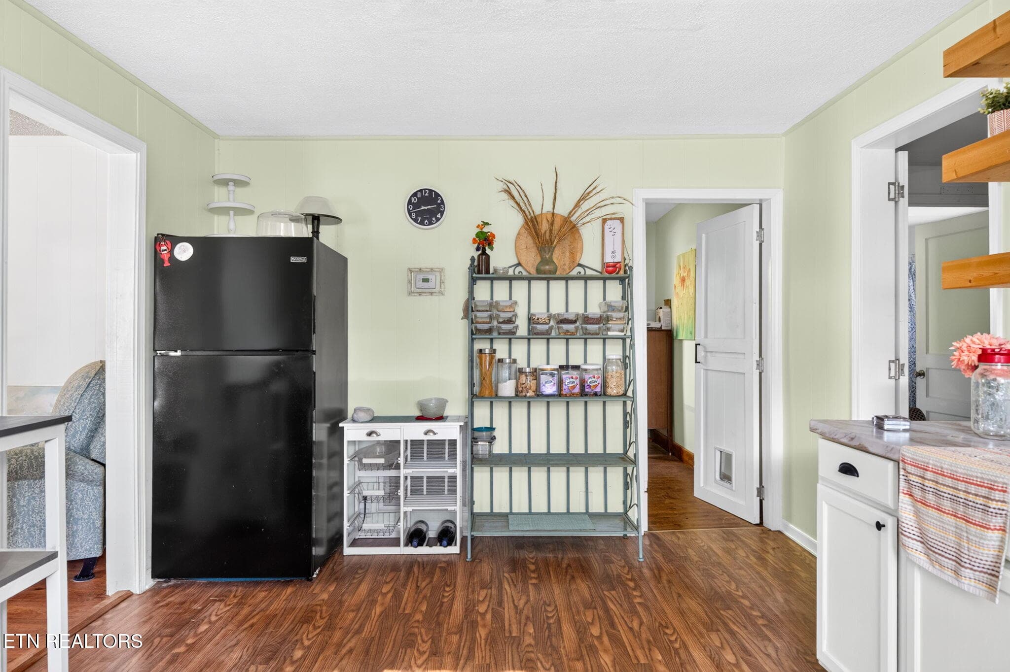 Kitchen - 742 Highway 68, Crossville, TN 38555, Crossville