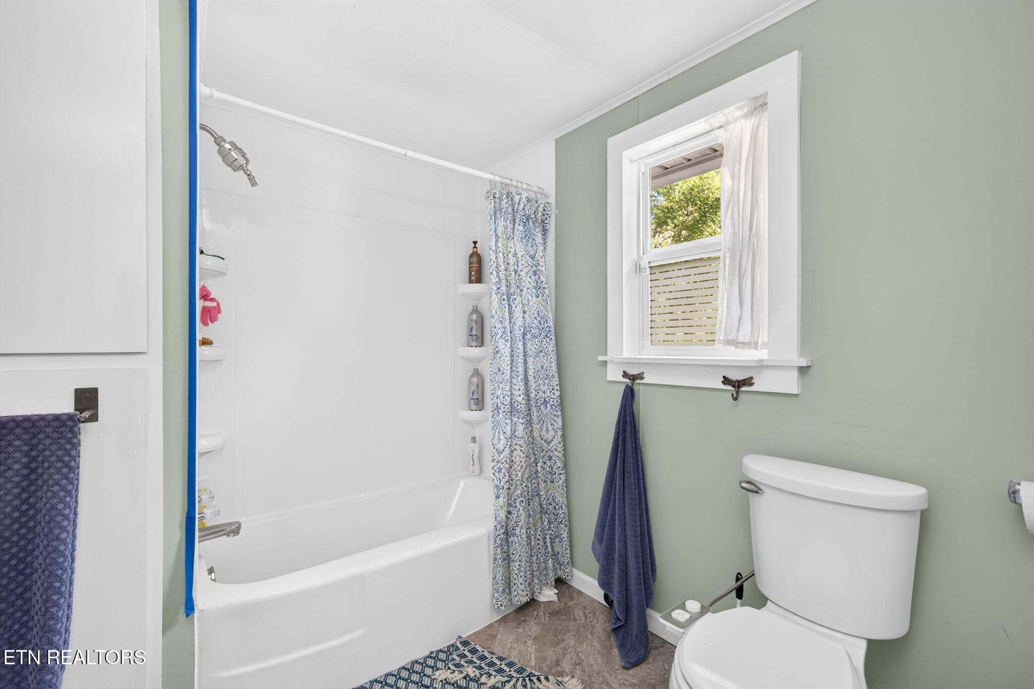 Bathroom - 742 Highway 68, Crossville, TN 38555, Crossville
