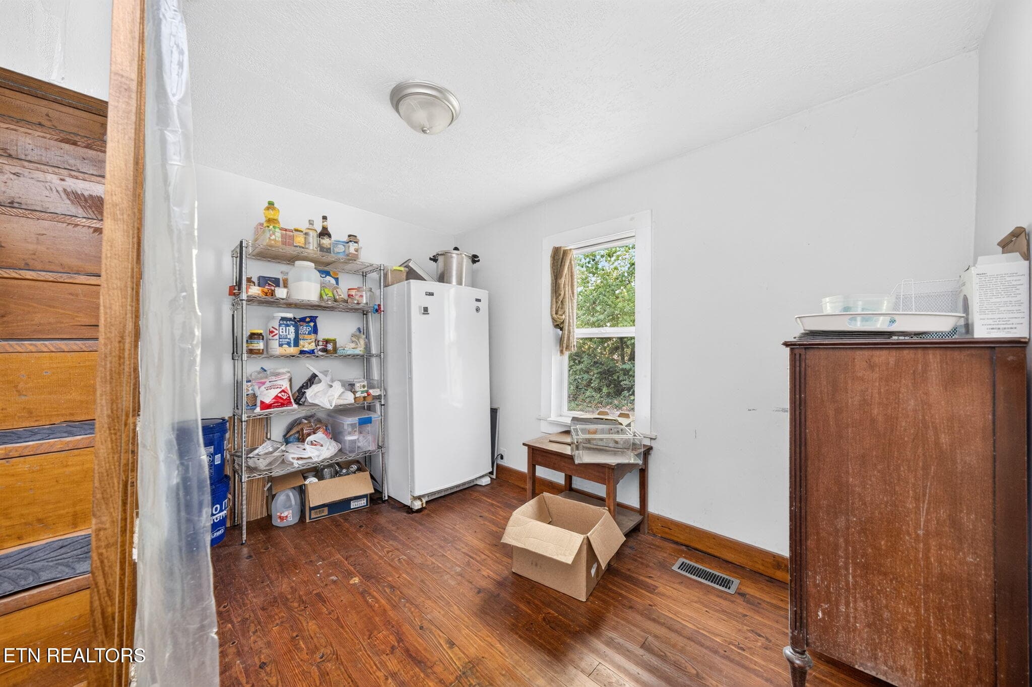 Dining Room - 742 Highway 68, Crossville, TN 38555, Crossville
