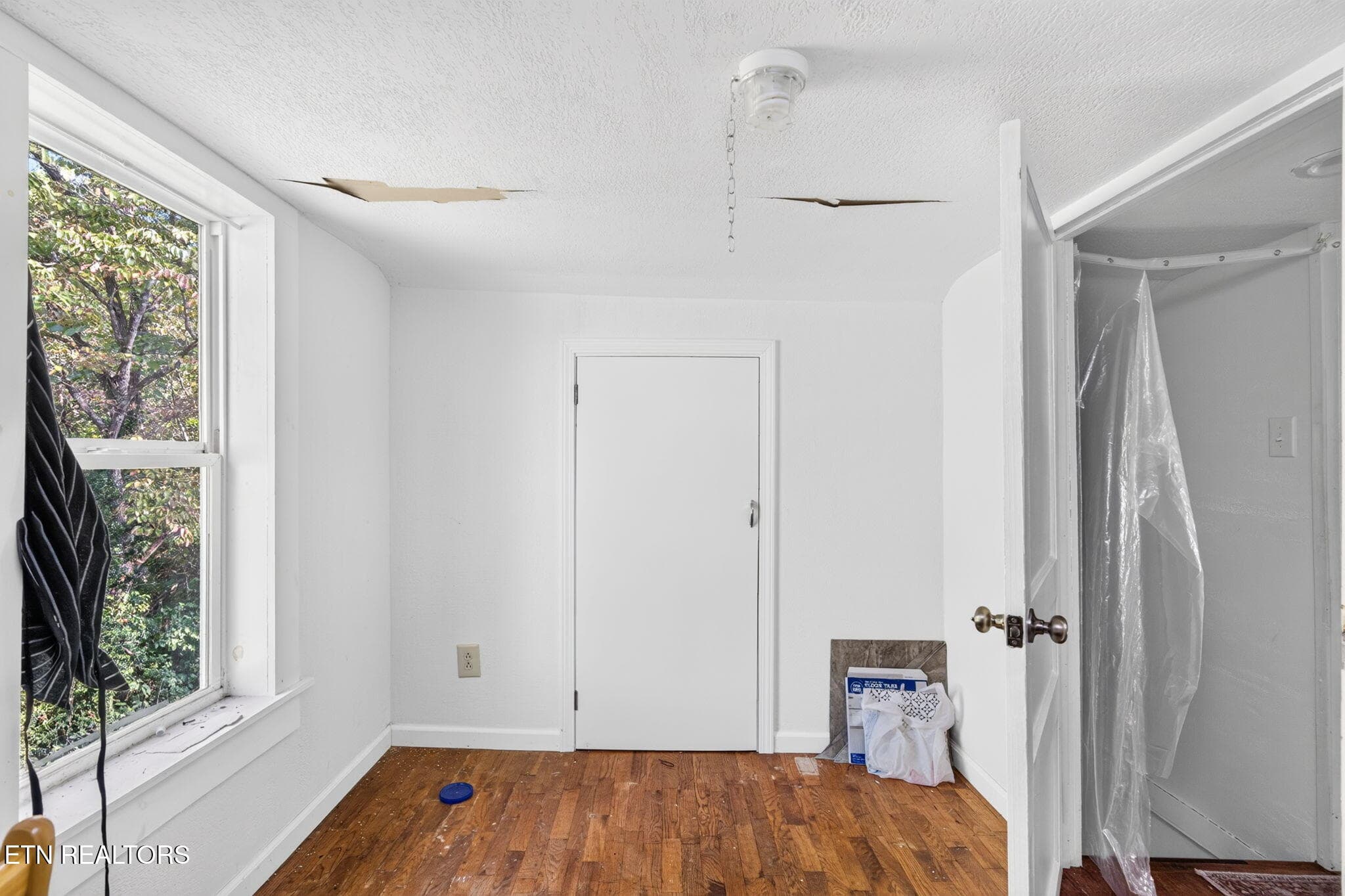 Upstairs Bedroom 3 - 742 Highway 68, Crossville, TN 38555, Crossville