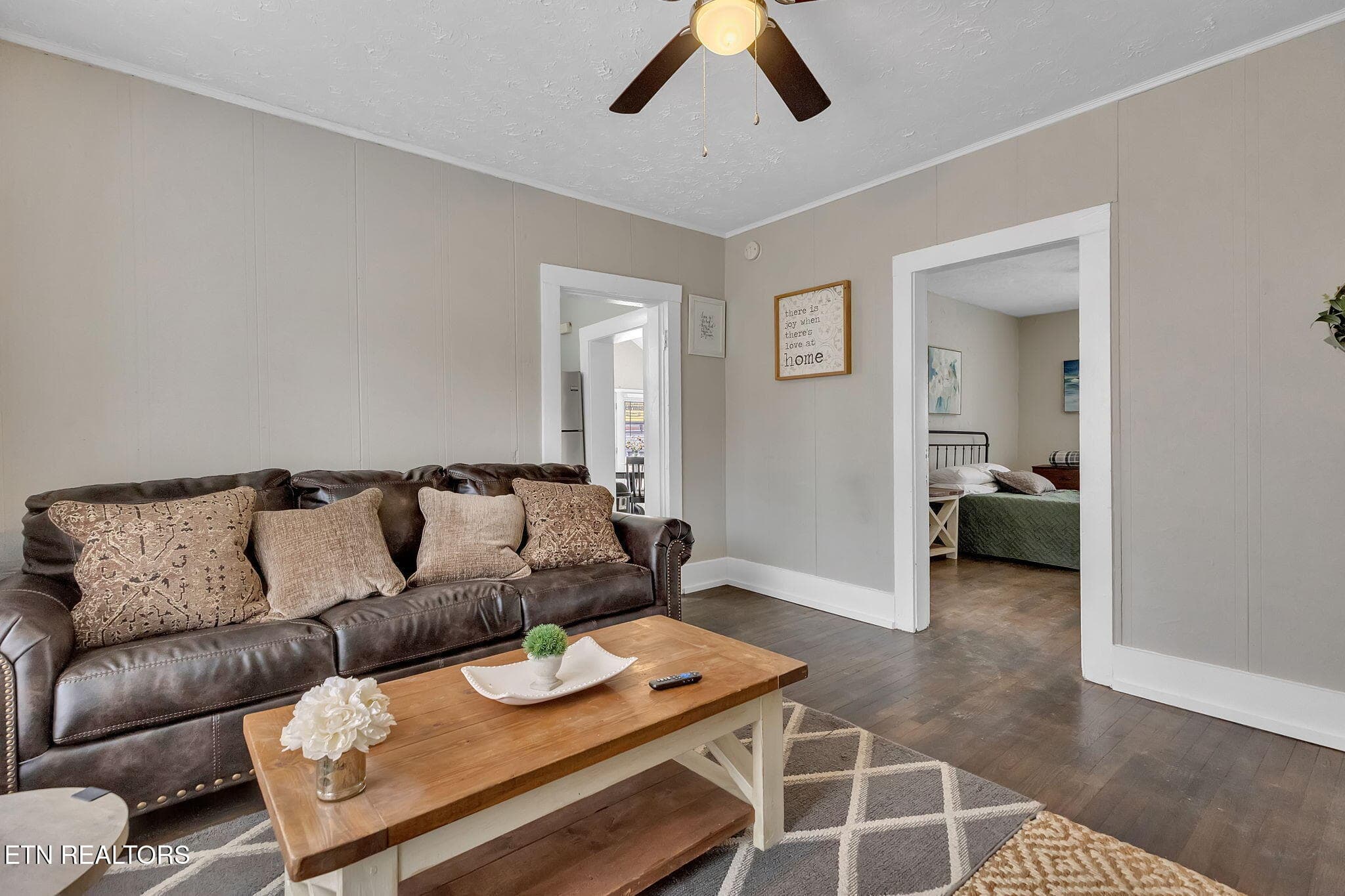 13-web-or-mls-217A5273 - 107 N C St, Lenoir City, TN 37771, Lenoir City