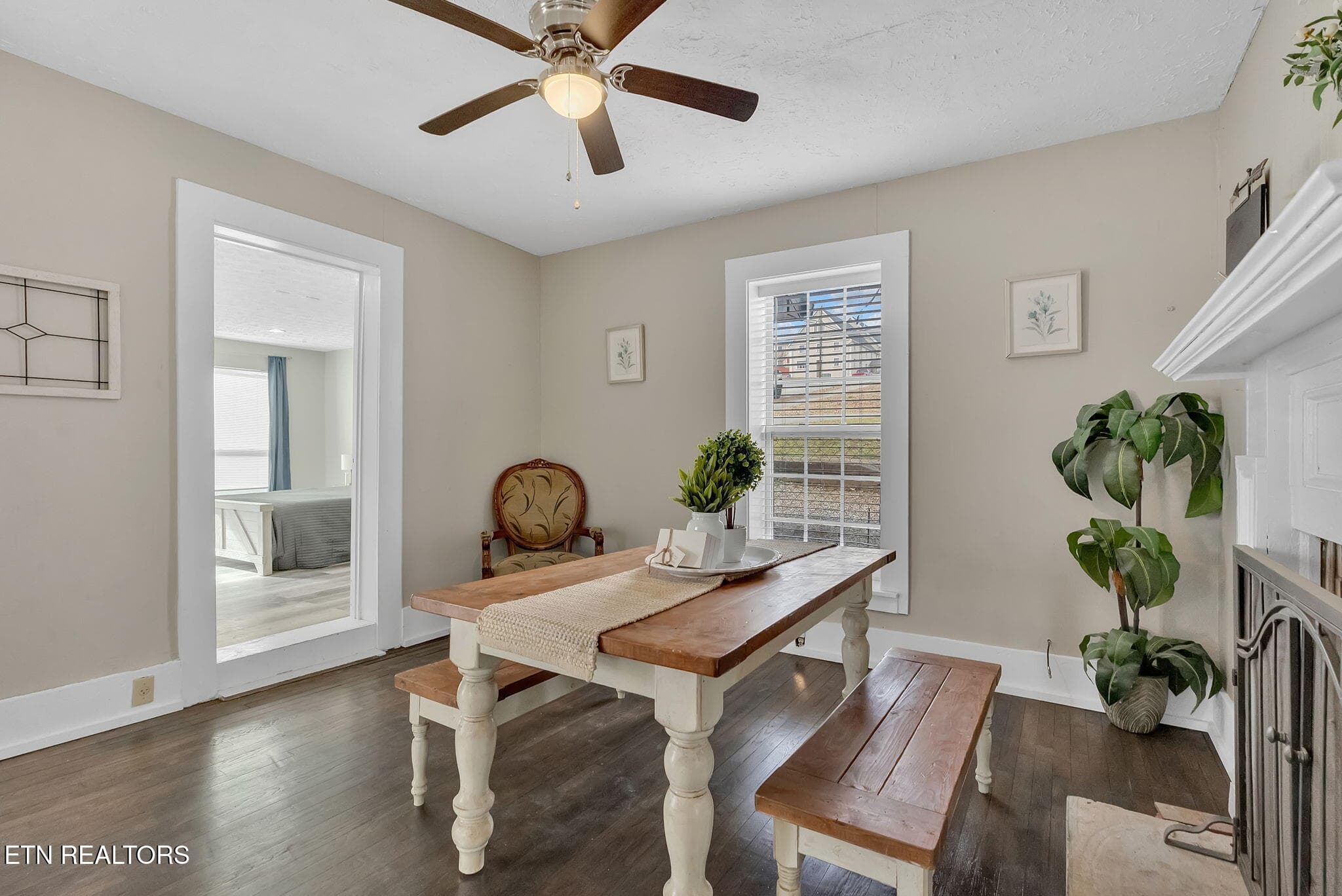 18-web-or-mls-217A5298 - 107 N C St, Lenoir City, TN 37771, Lenoir City