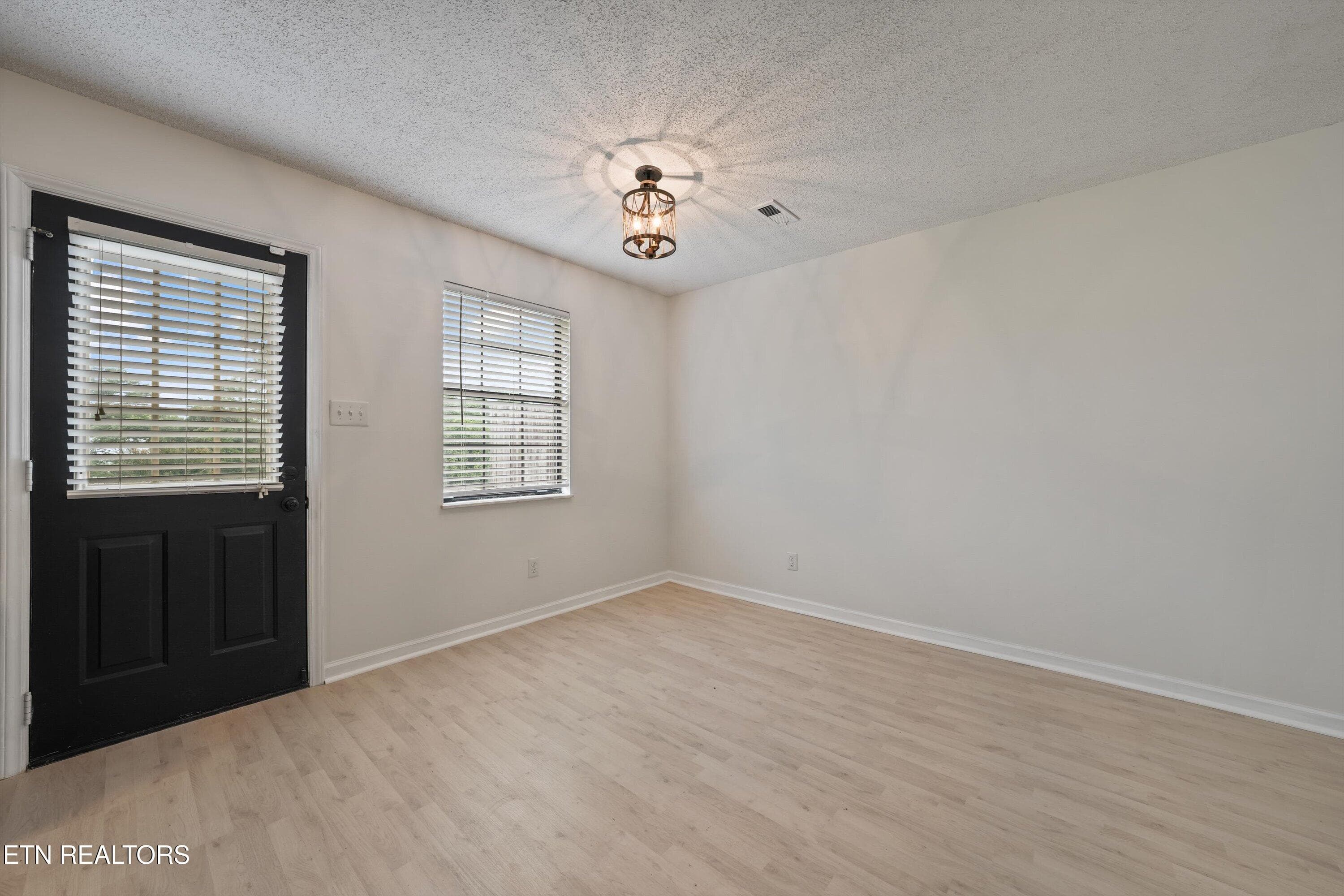 Dining Area - 9005 Fountain Brook Lane, Knoxville, TN 37923, Knoxville