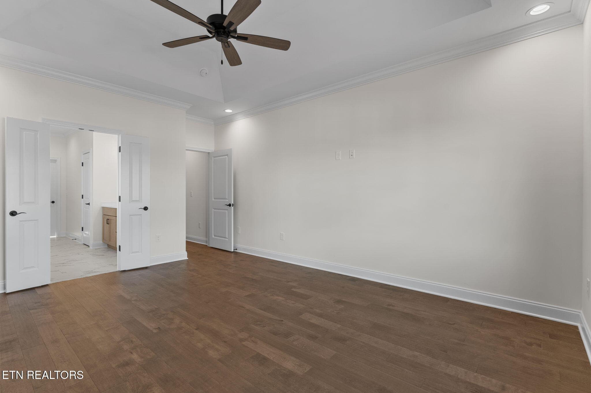 primary bedroom - 332 Rugby Manor Ln, Knoxville, TN 37923, Knoxville