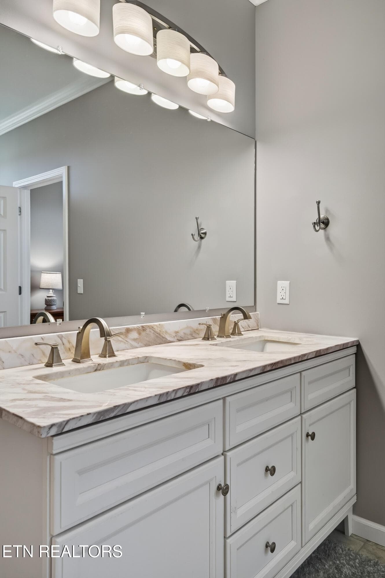 GUEST BATHROOM - 40 Highland Ridge Drive, Crossville, TN 38555, Crossville