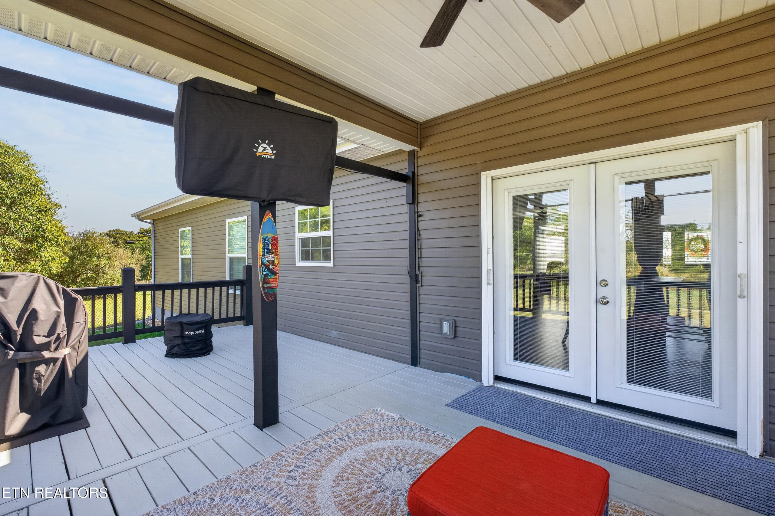 WONDERFUL COVERED BACK DECK - 40 Highland Ridge Drive, Crossville, TN 38555, Crossville