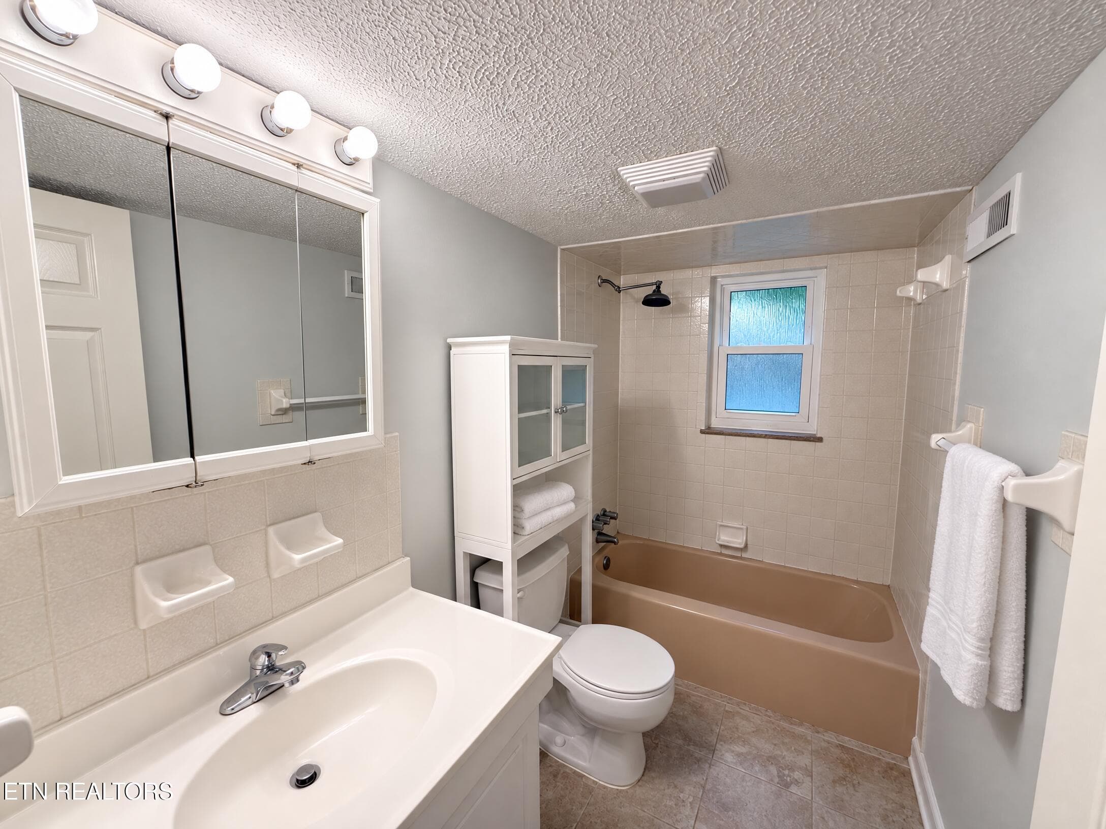 O - 11100 Hughlan Drive, Knoxville, TN 37934, Knoxville