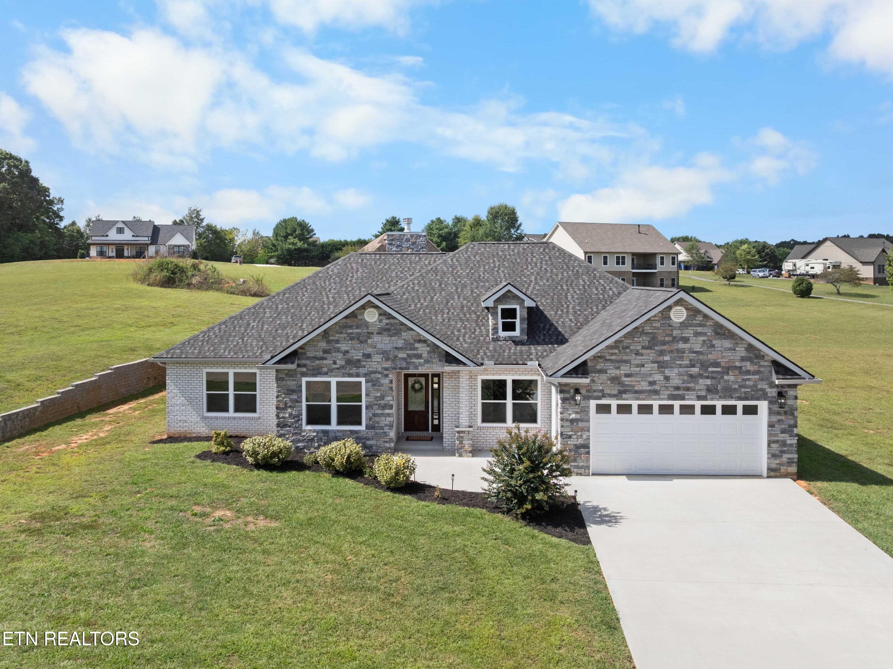 227 Sugar Maple - 227 Sugar Maple Court, Madisonville, TN 37354