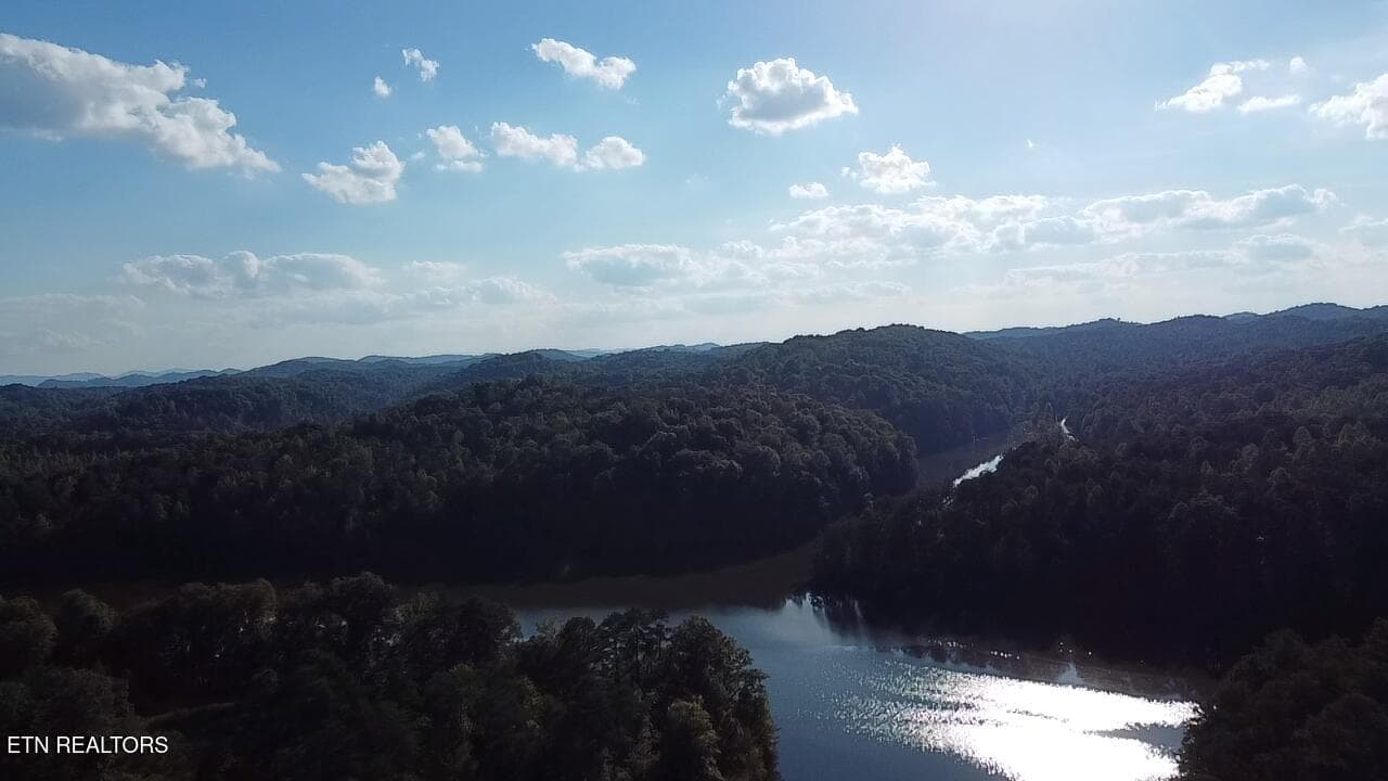 2026-10-01-17-19-55-710 - Ridgeline Drive, Vonore, TN 37885