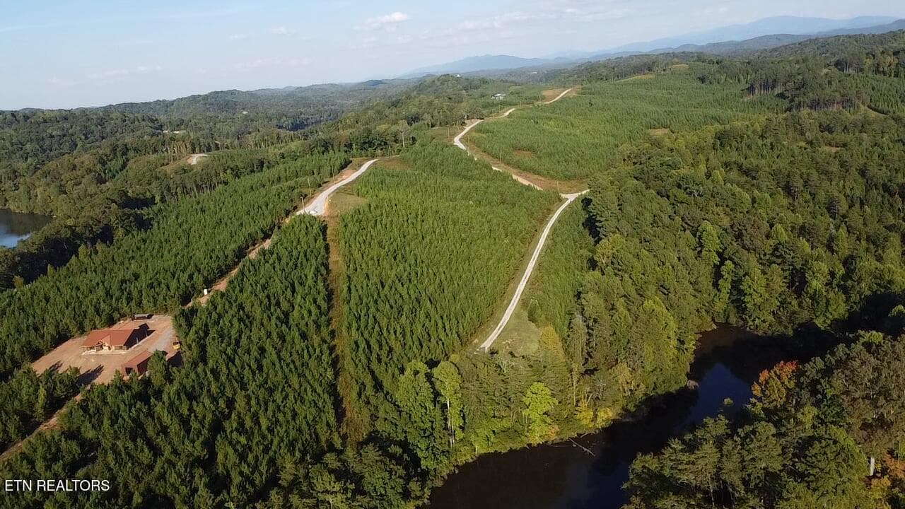 2026-10-01-17-20-44-256 - Ridgeline Drive, Vonore, TN 37885