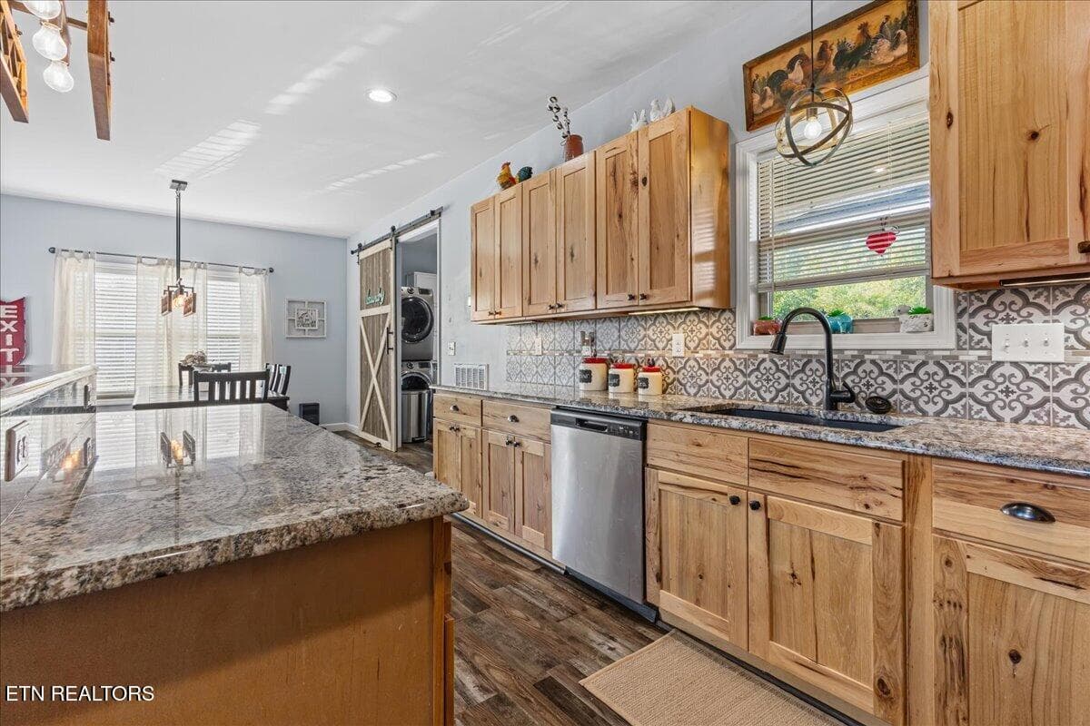 12-106 Cagle Rd-20 - 106 Cagle Rd, Tellico Plains, TN 37385, Tellico Plains