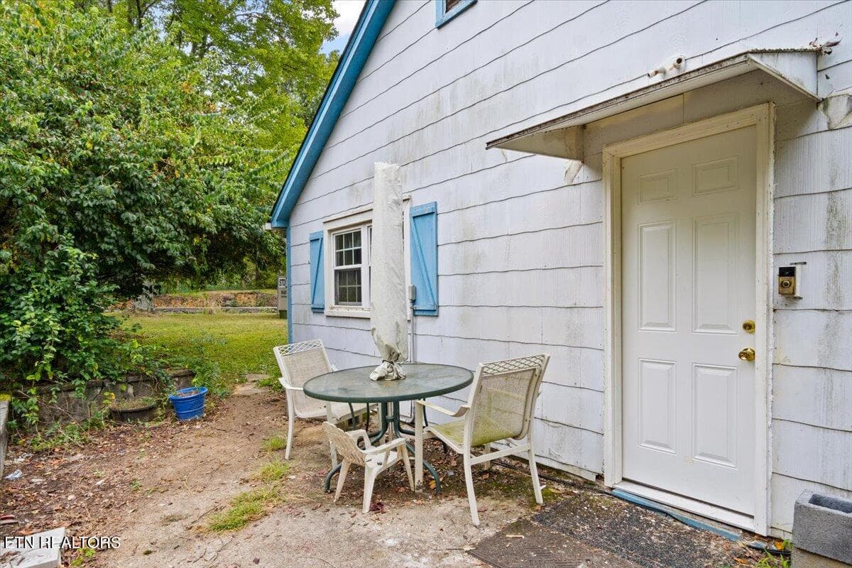 22-Exterior - 4155 Sevierville Rd, Maryville, TN 37804, Maryville