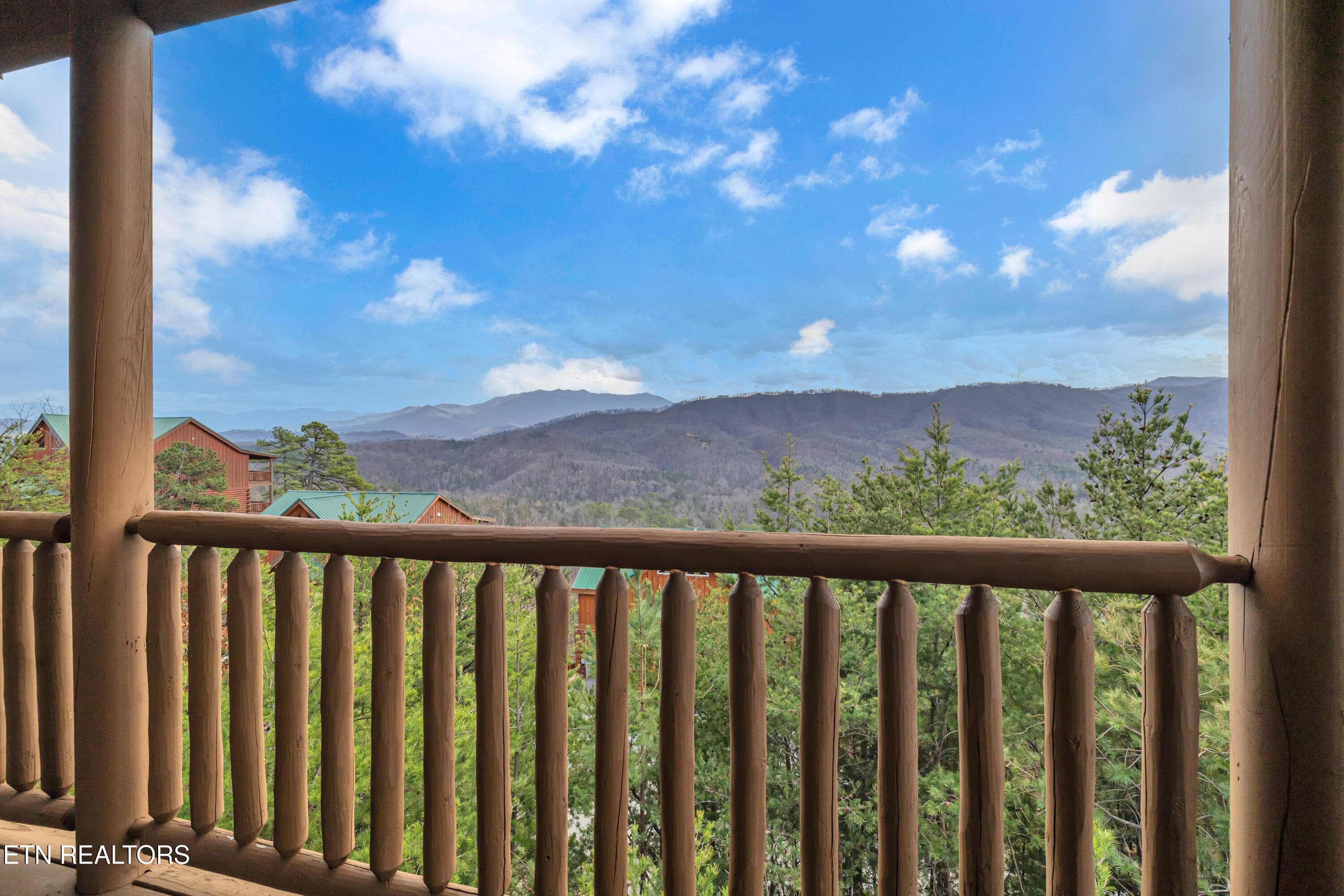 4836 highland place-128 - 4836 Highland Place Way, Pigeon Forge, TN 37863, Pigeon Forge