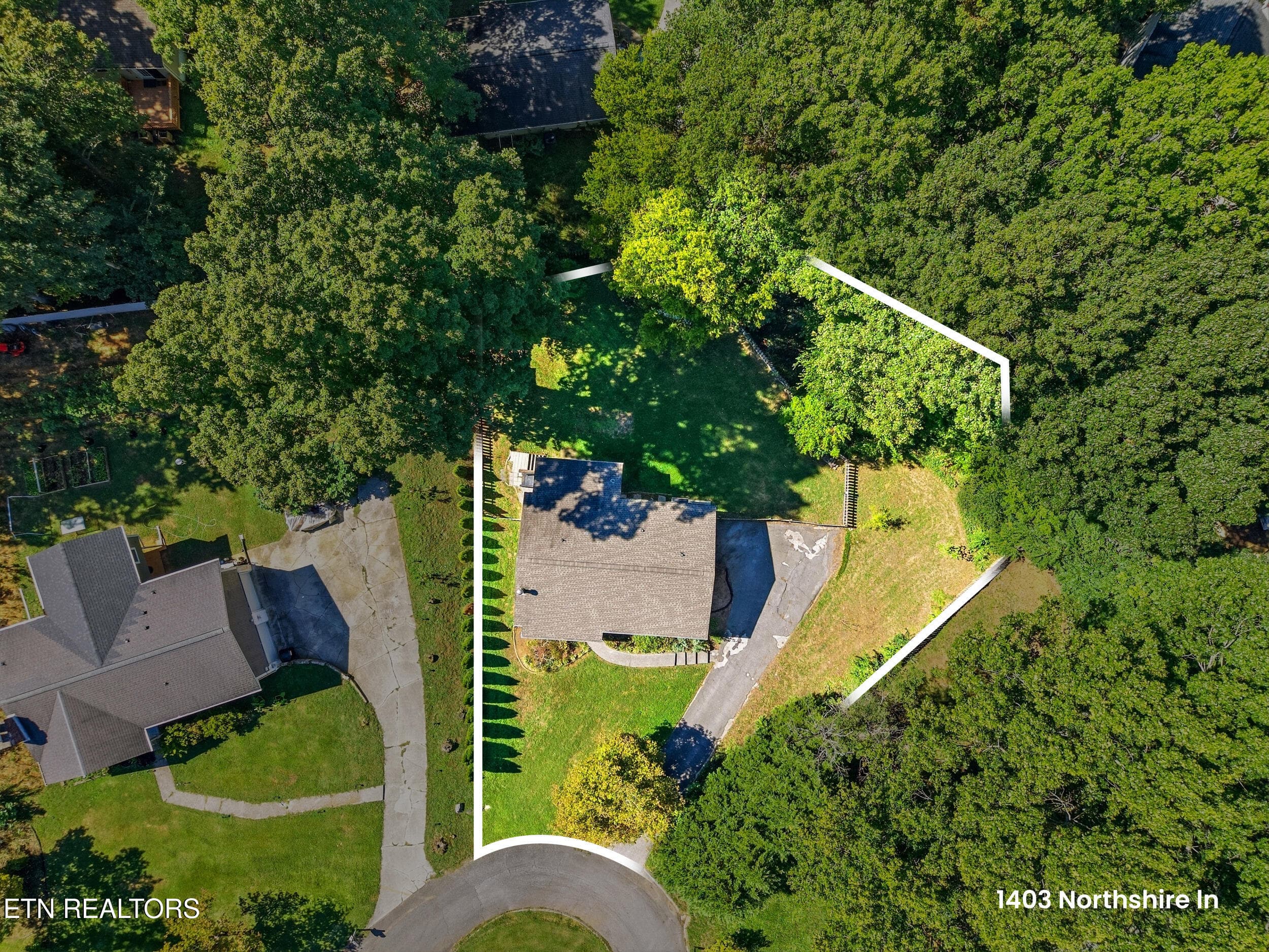 Property Line - 1403 Northshire Lane, Knoxville, TN 37922, Knoxville